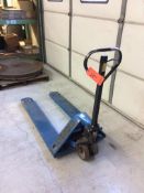 Bowman mn 60 hydraulic pallet jack, 5500# capacity 27" x 48" forks