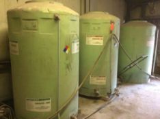 Lot of (4) Chem-Tainer 500-gallon poly tanks