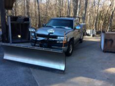 2002 Chevrolet Silverado PU truck, with Harmon utility body, 4x4, auto transmission, powerwindows/lo