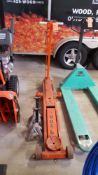 Manufacturer unknown, 4-ton portable floor jack, with two jack stands