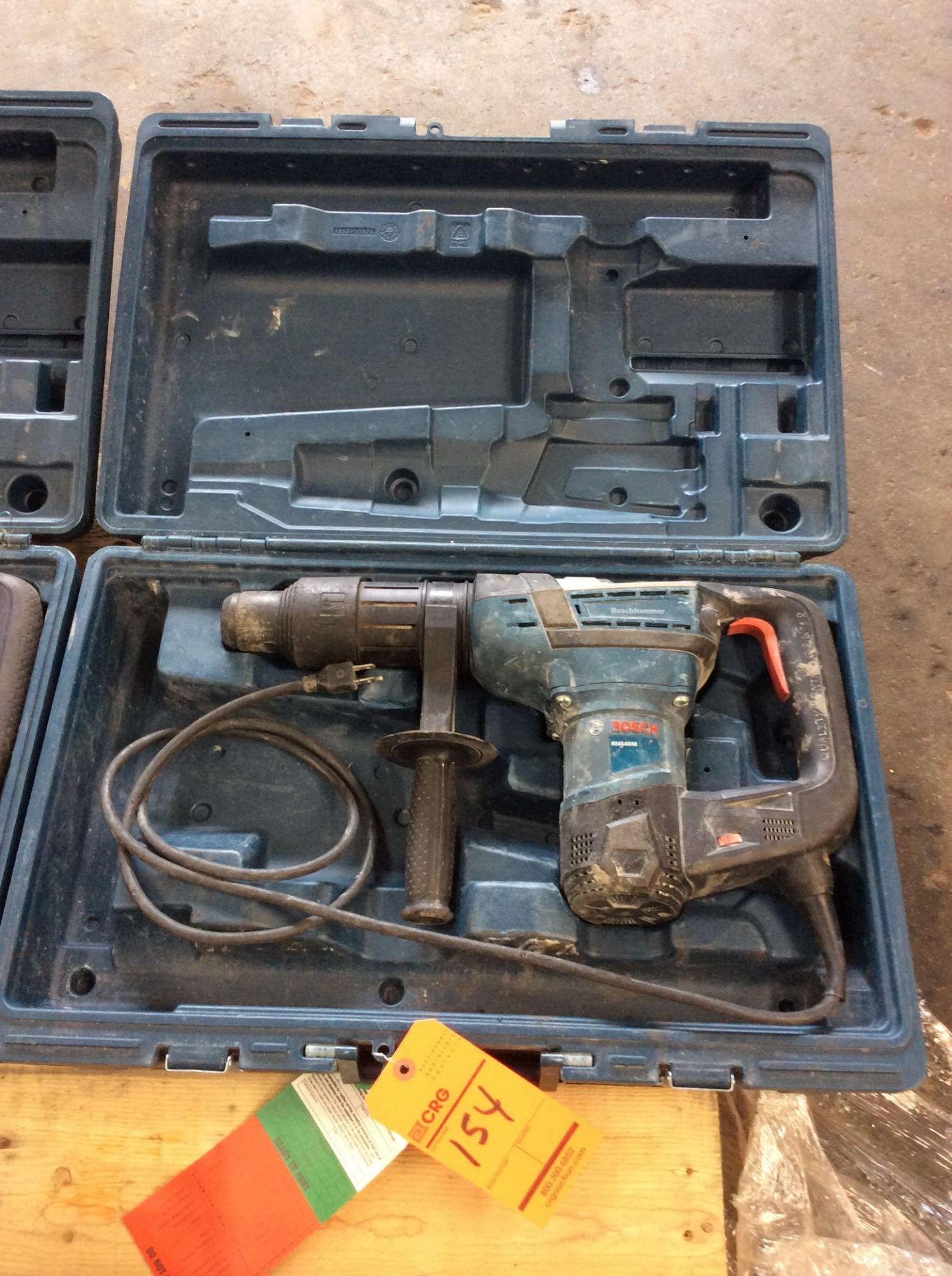 Lot of (2) Bosch Hammer drills, mn RH540M with cases, both turn slowly