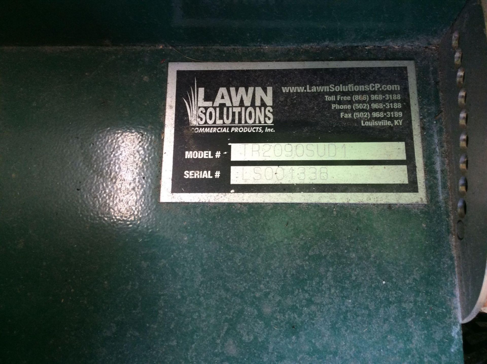 Lawn Solutions walk behind commercial revitalizer seeder/slicer, self propelled walk behind, mn - Bild 2 aus 2