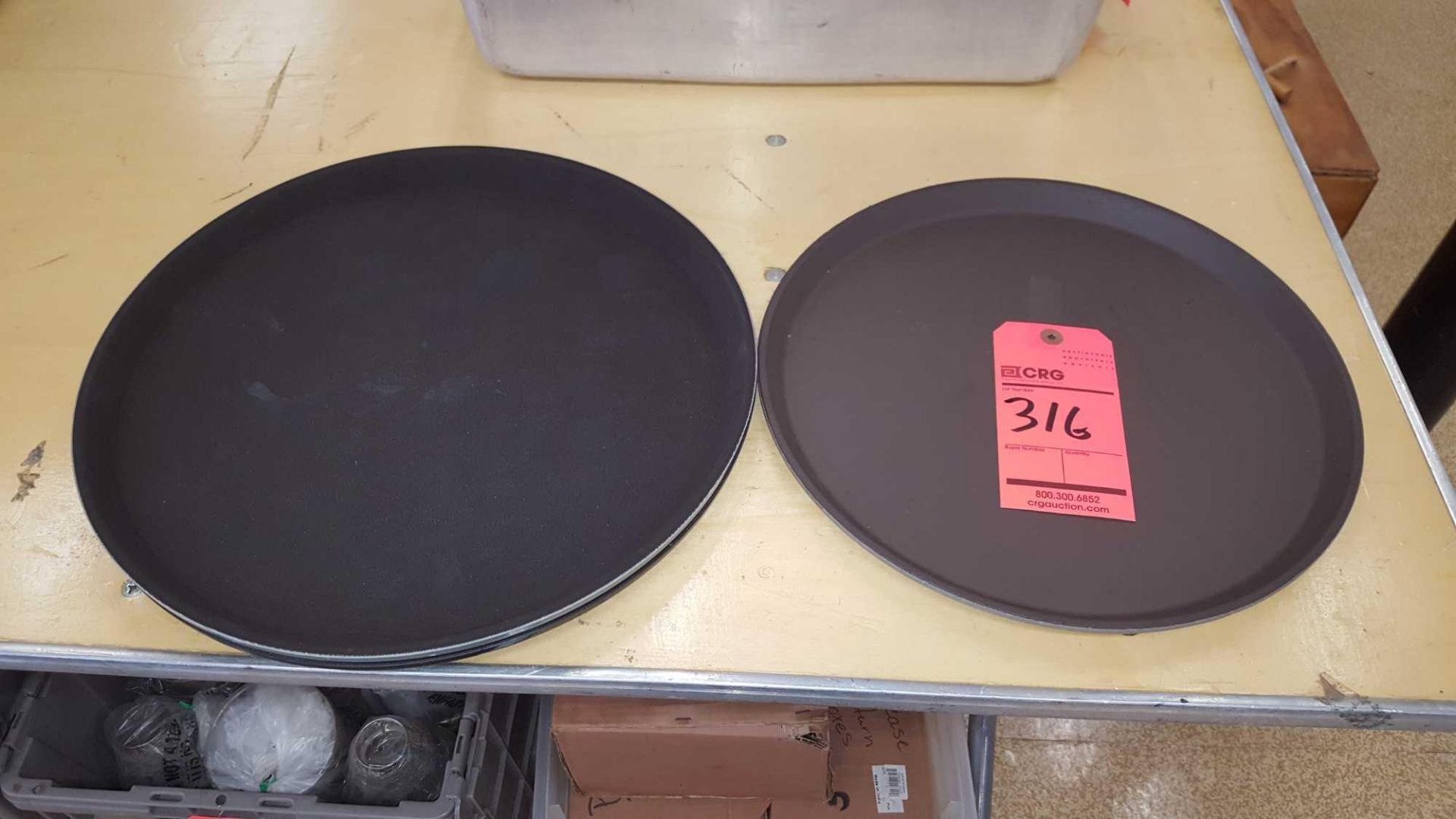 Lot of (50) asst round black and brown serving/busting trays - Image 2 of 4