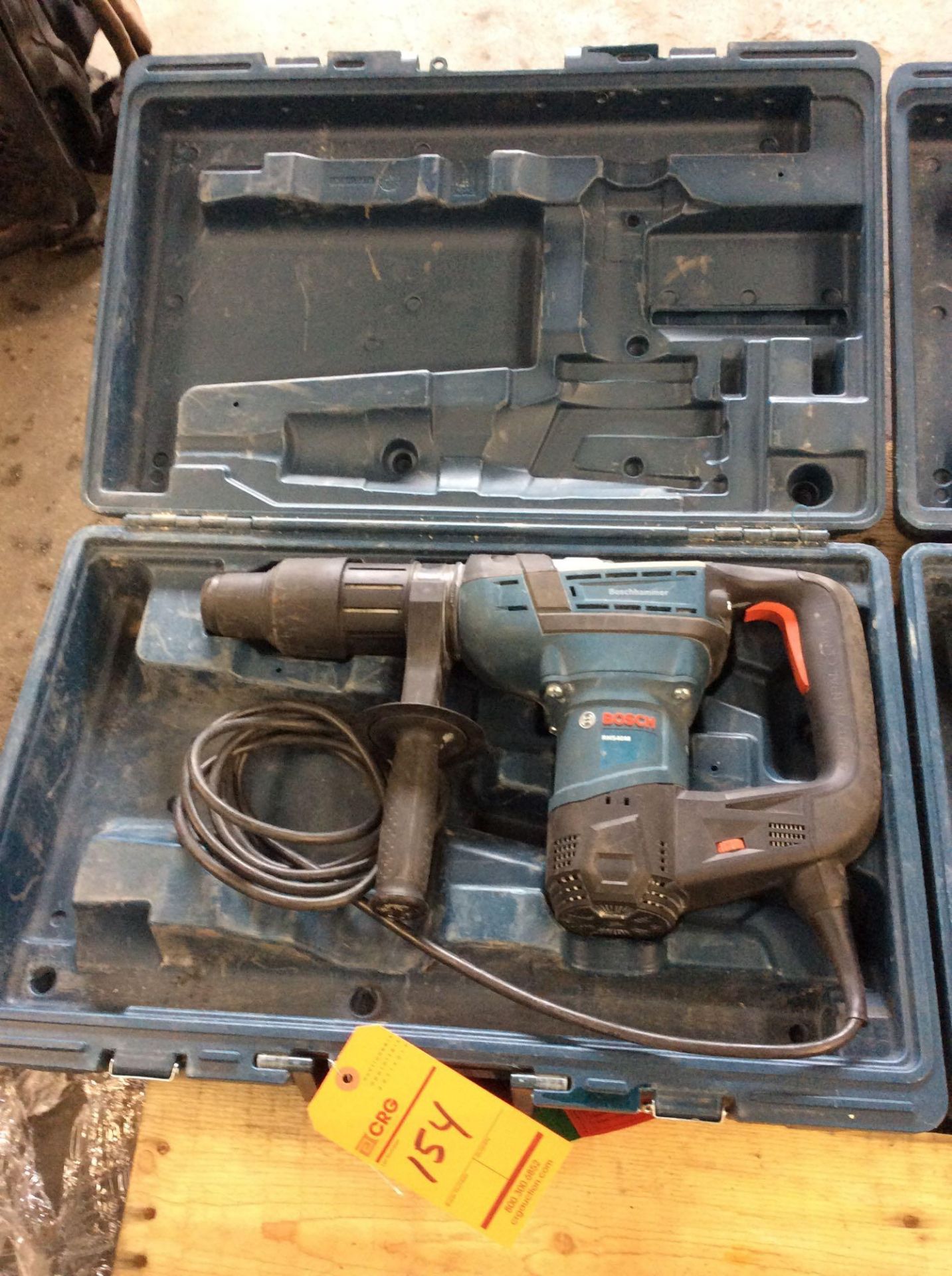 Lot of (2) Bosch Hammer drills, mn RH540M with cases, both turn slowly - Image 2 of 2