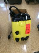 Karcher portable steam cleaner, mn DE4002 with attachments