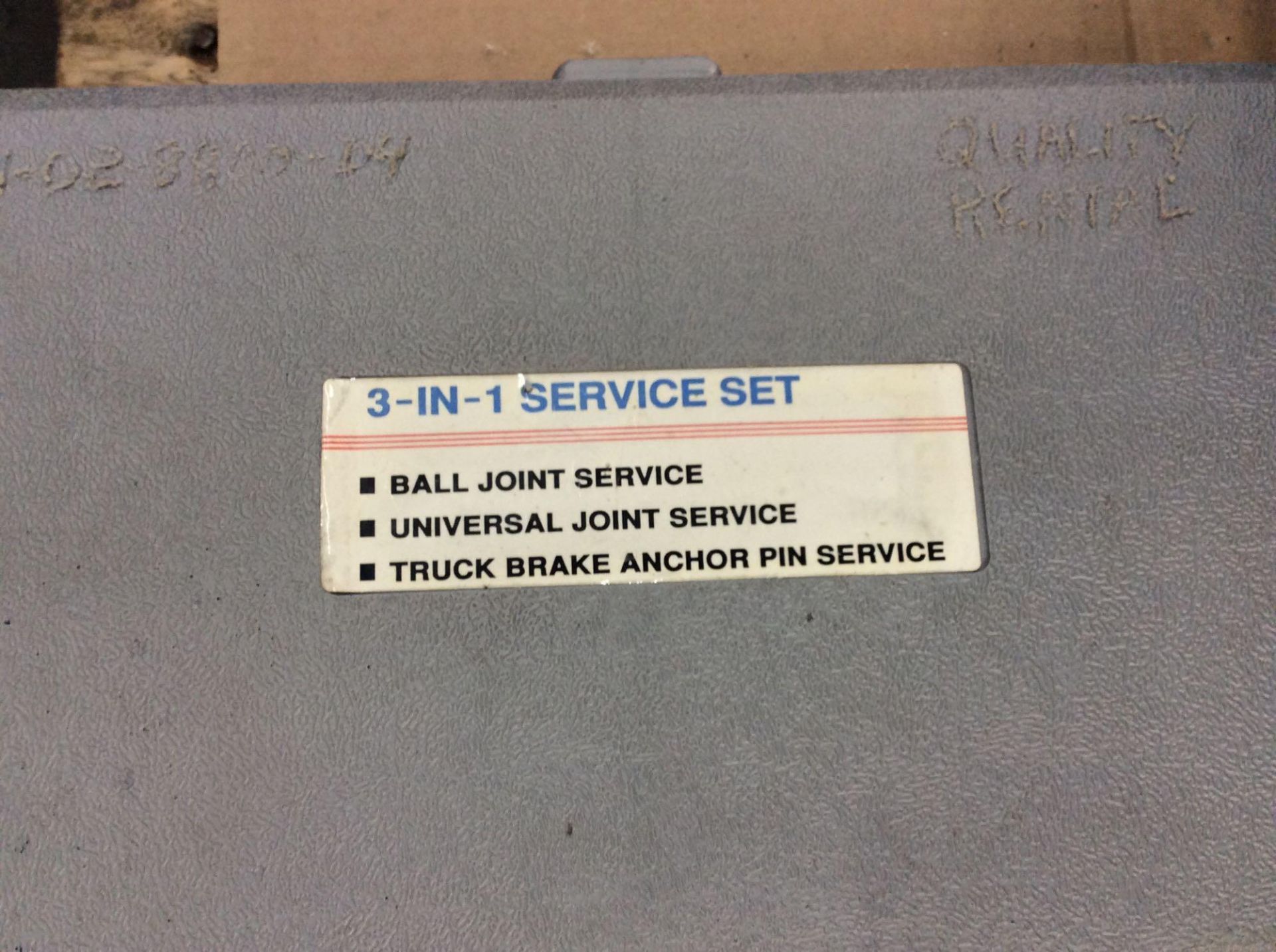 3 in 1 service set, for ball joints, universal joint, and truck brake anchor pin - Image 2 of 2