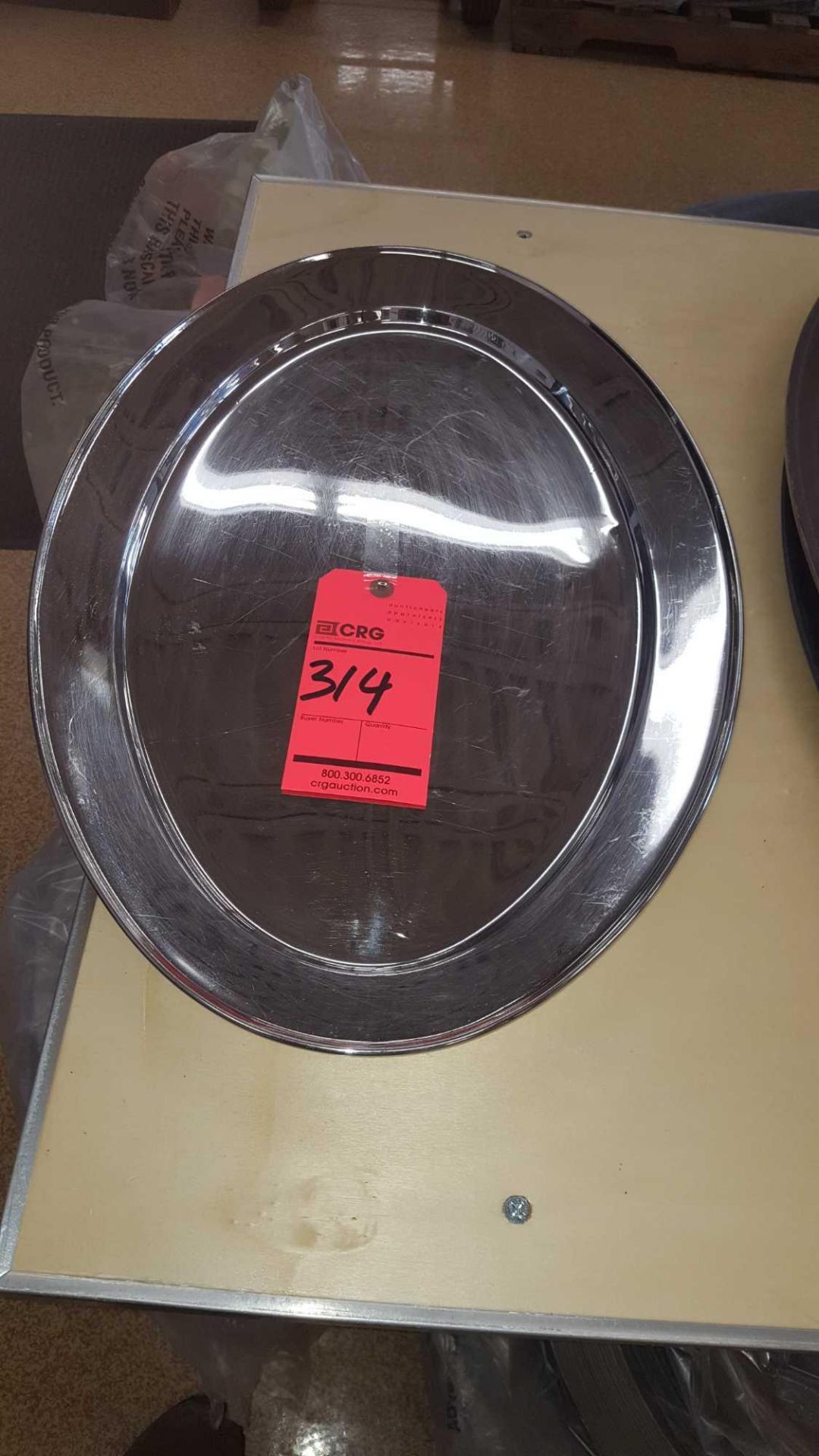 Lot of (47) stainless steel 15" x 21" oval trays