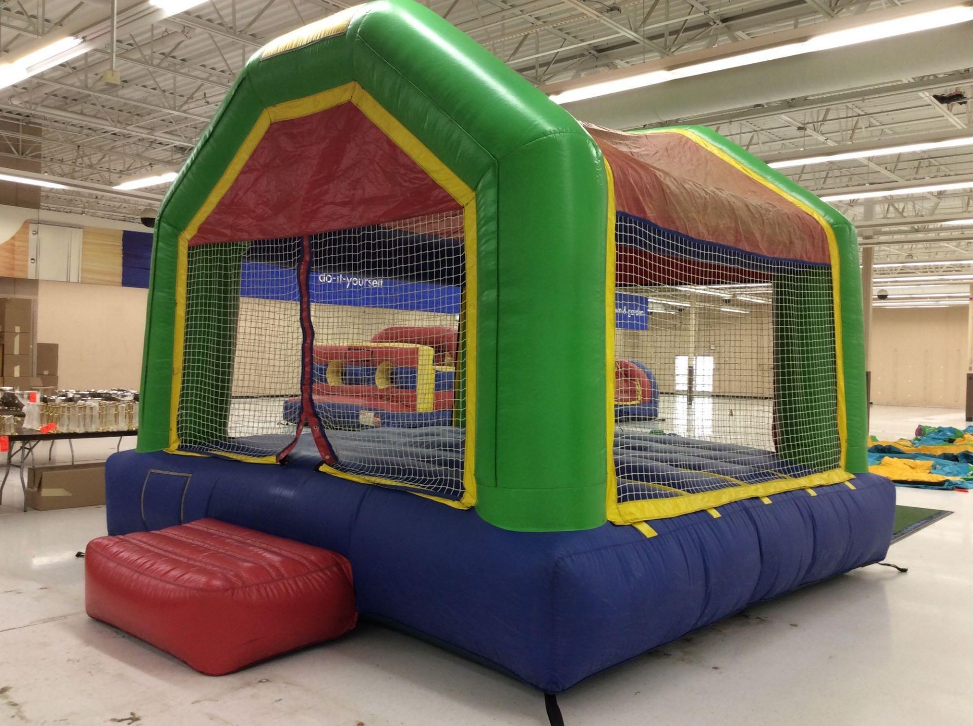 Funhouse inflatable bounce house, approx. 14' x 17', with blower - Image 2 of 3