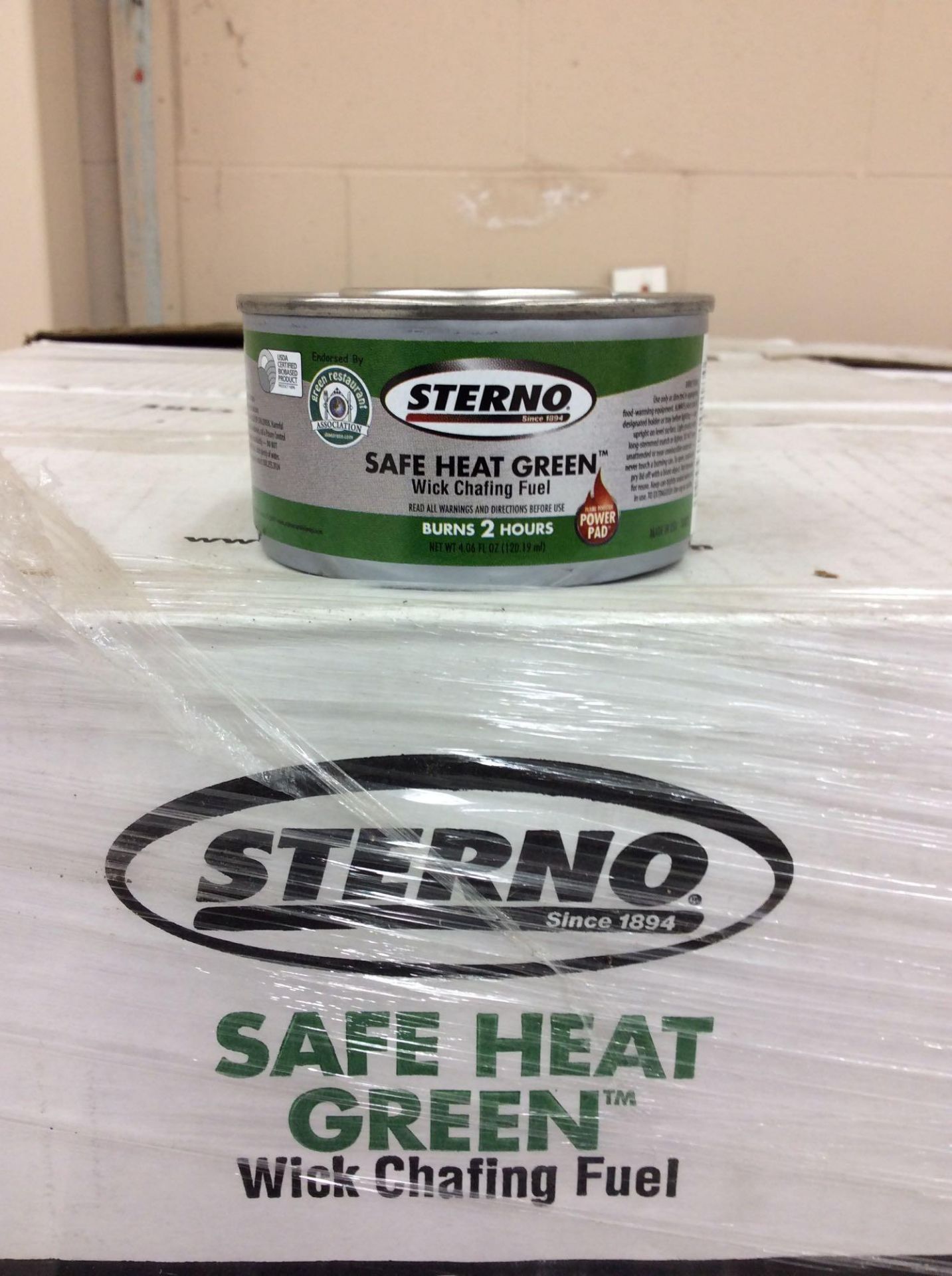 Lot of (28) cases of Sterno Safe Heat Green Wick Chafing Fuel, 2-hr, 4.06-oz, (72) cans per case