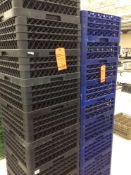 Lot of (18) dishwashing/transport racks, 36 slot