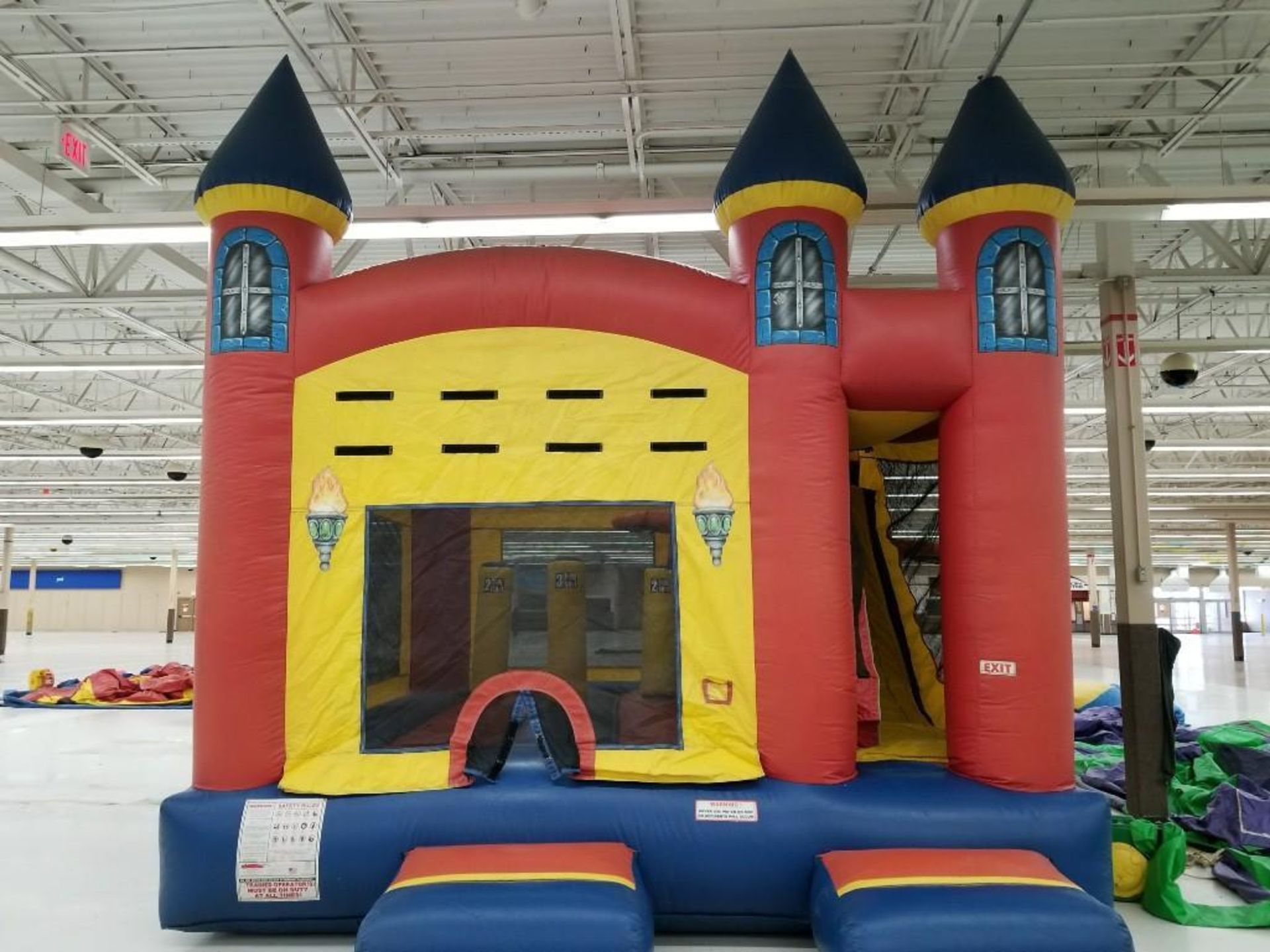 Inflatable " five in one" bounce house, with blower