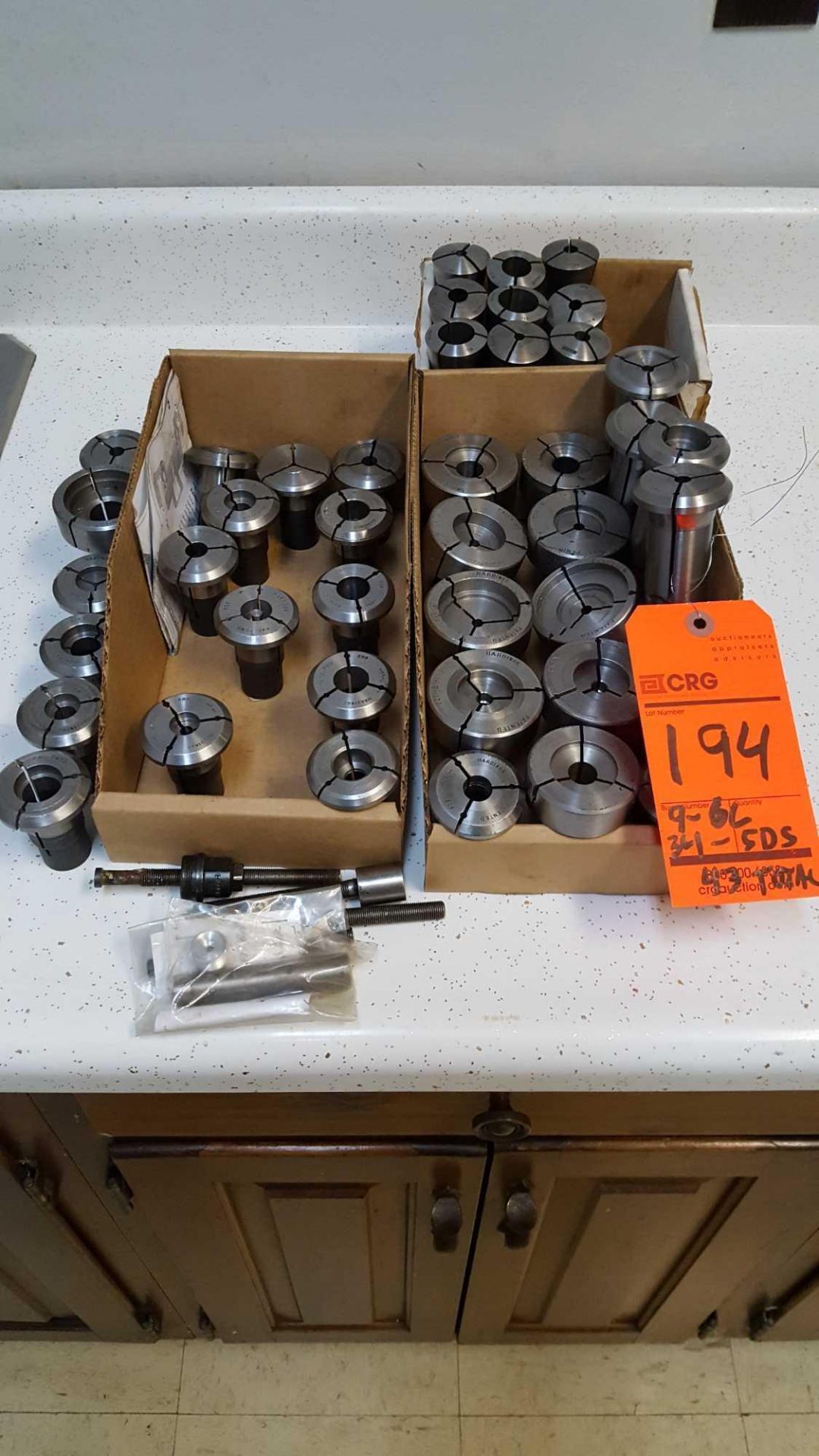 Lot of (43) assorted collets including 9 Hardinge 6L collets, and 34 Hardinge 5DS collets