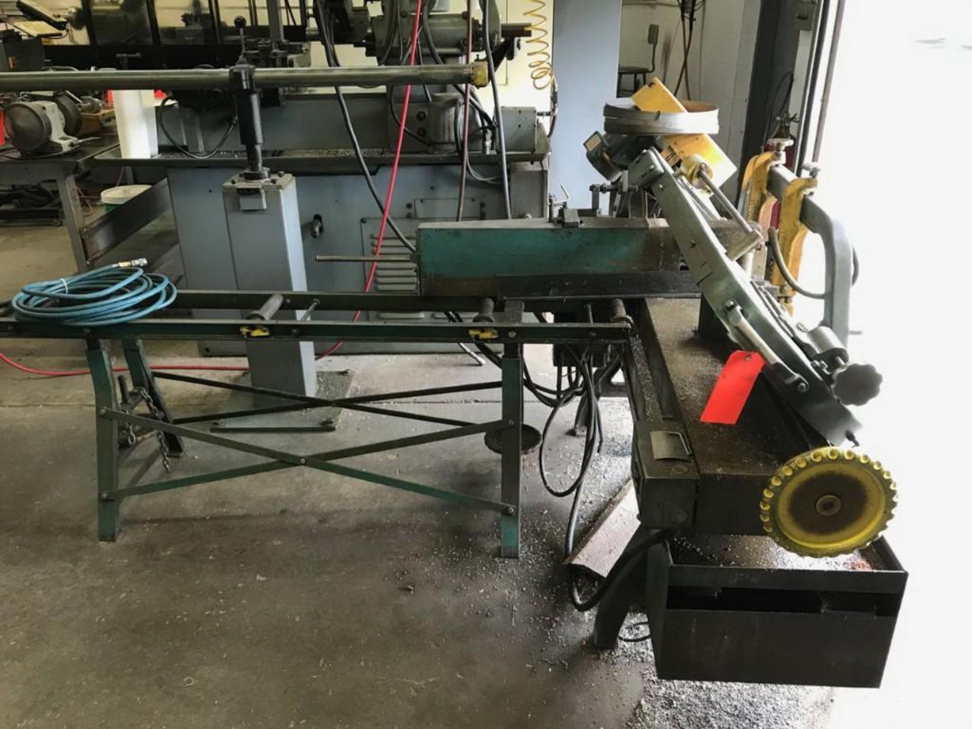 Wells mn 1000, sn 2252, horizontal metal band saw, with feed table - Image 4 of 4