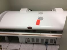 Wolff Sundash tanning bed, with digital timer (room 2), with (30) 100 watt bulbs