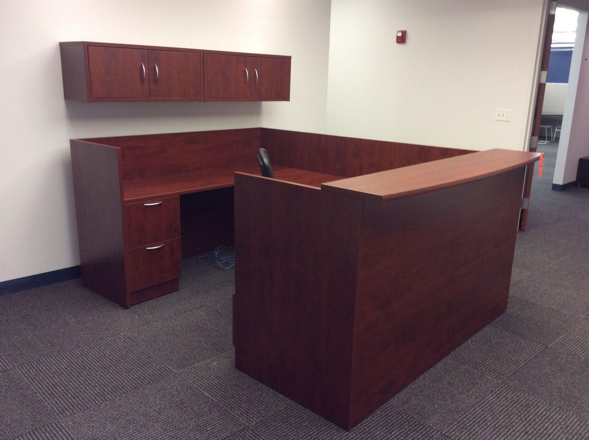 Wood U-shaped receptionist desk with over shelf, executive chair, and (3) wood arm chairs with side - Image 2 of 4