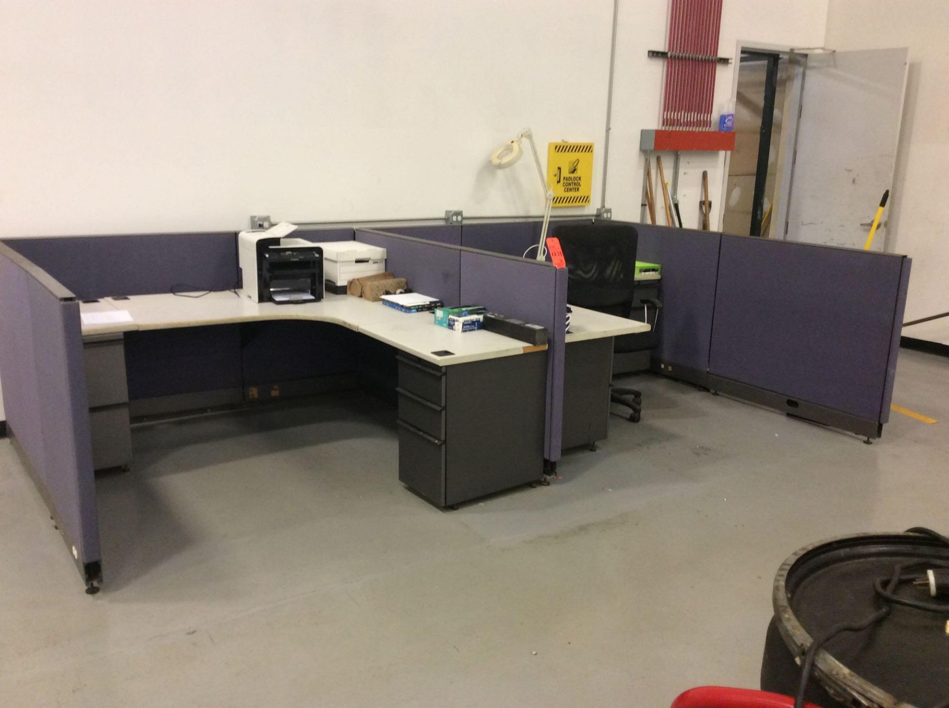 2-section modular workstation (LOCATED IN BATAVIA)