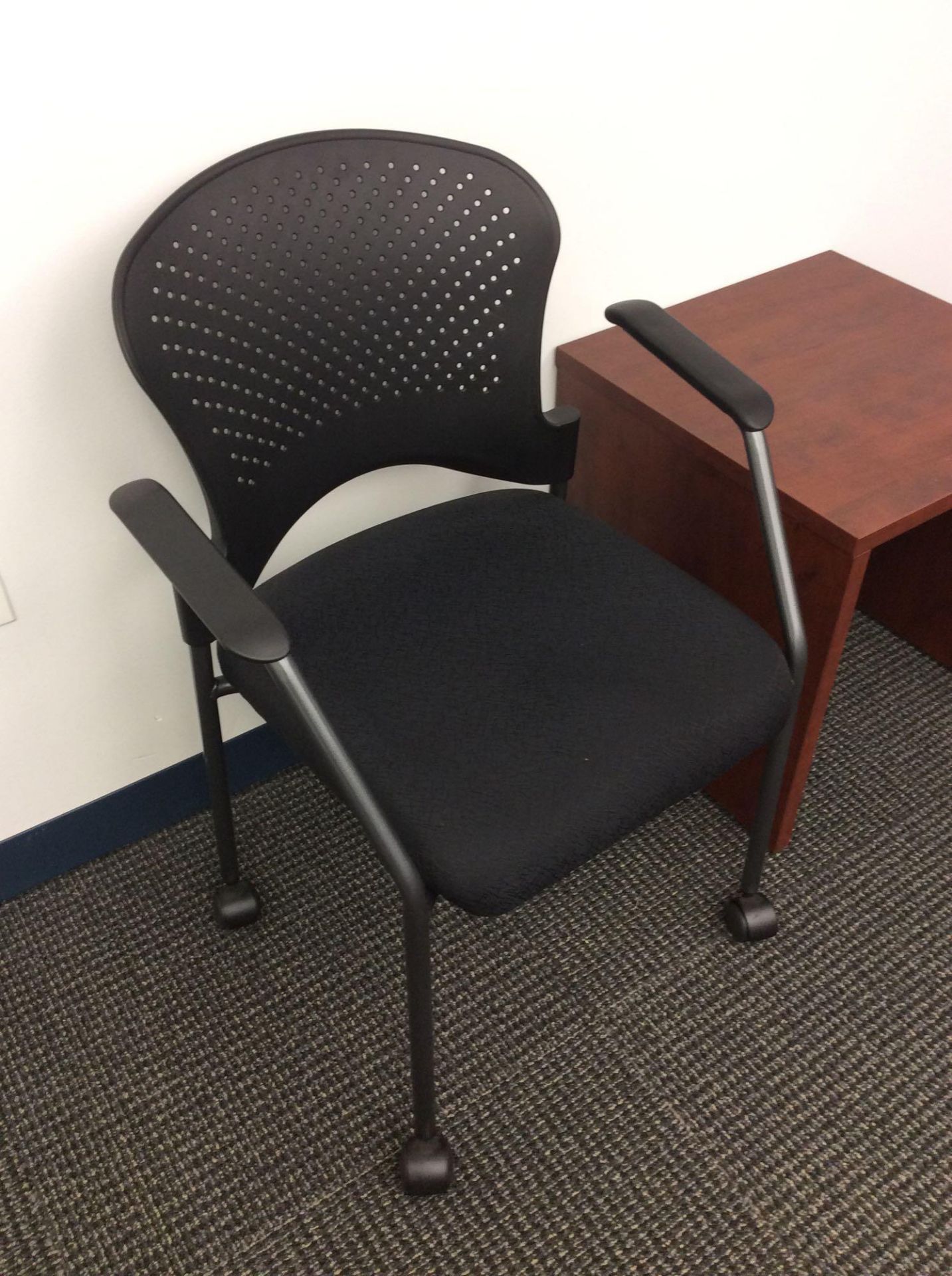 Sectional U-shaped conference room including (8) 5' wood top and steel legged tables with metal drop - Image 3 of 5