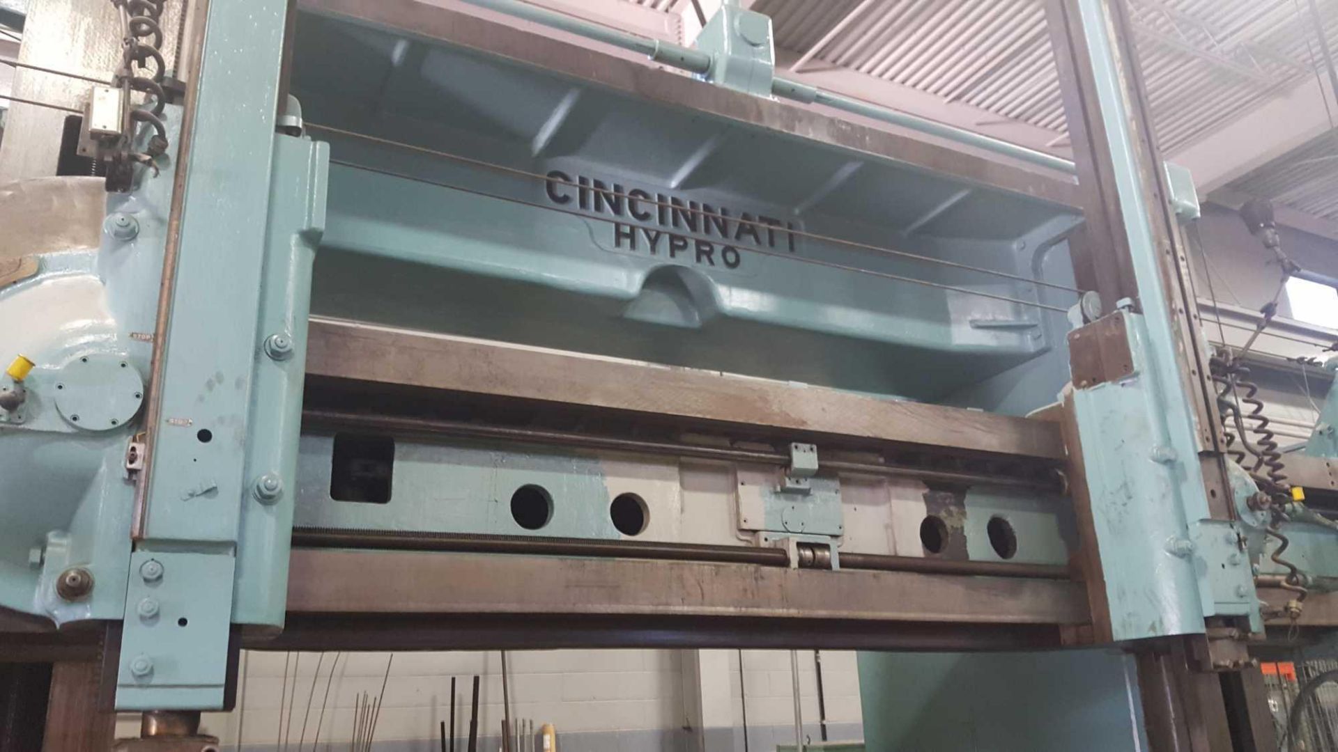 Cincinnati Hypro Vertical Boring mill, 144" diameter table, 150" swing, 150 hp, dimensions: 25' wide - Image 9 of 9