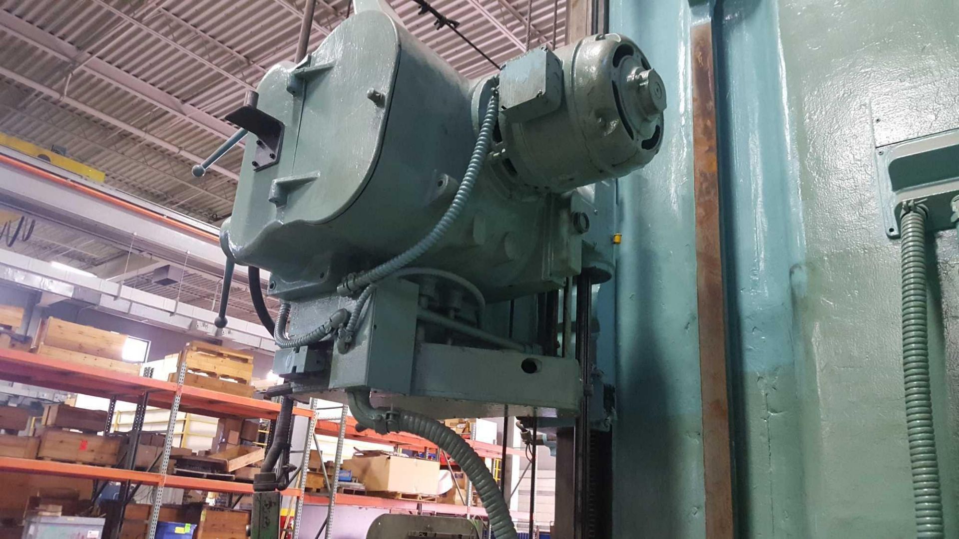 Cincinnati Hypro Vertical Boring mill, 144" diameter table, 150" swing, 150 hp, dimensions: 25' wide - Image 5 of 9