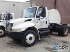 2003 International Tractor, DT-466 Engine, 6+1 Tran, 230 hp, 5.57 gears, Air Brakes, 84" Cab to