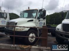 2002 International Tractor, DT-466 Engine, 6+1 Tran, 230 hp, 5.38 gears, Air Brakes, 84" Cab to