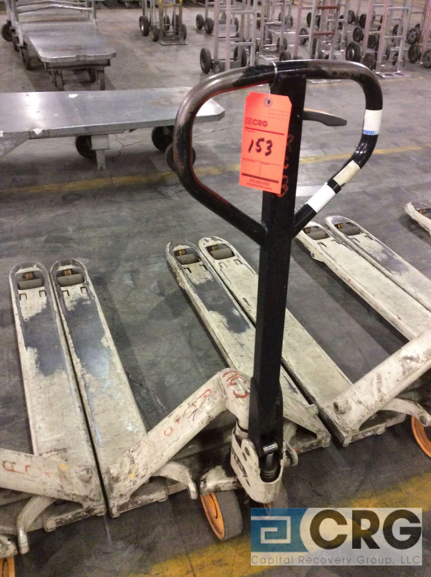 Crown PTH-50 hydraulic pallet jack, 5000 lb capacity