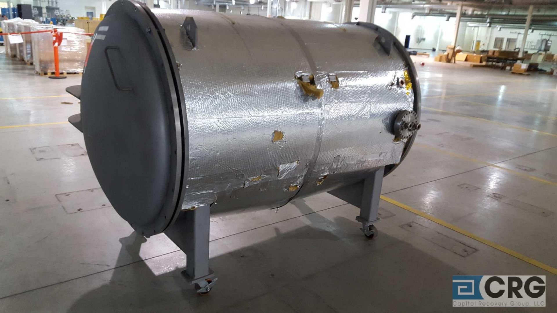 MLI Vacuum Chamber. SS, approximately 7' long x 5' diameter, on casters, with hinged doors on both - Image 3 of 5