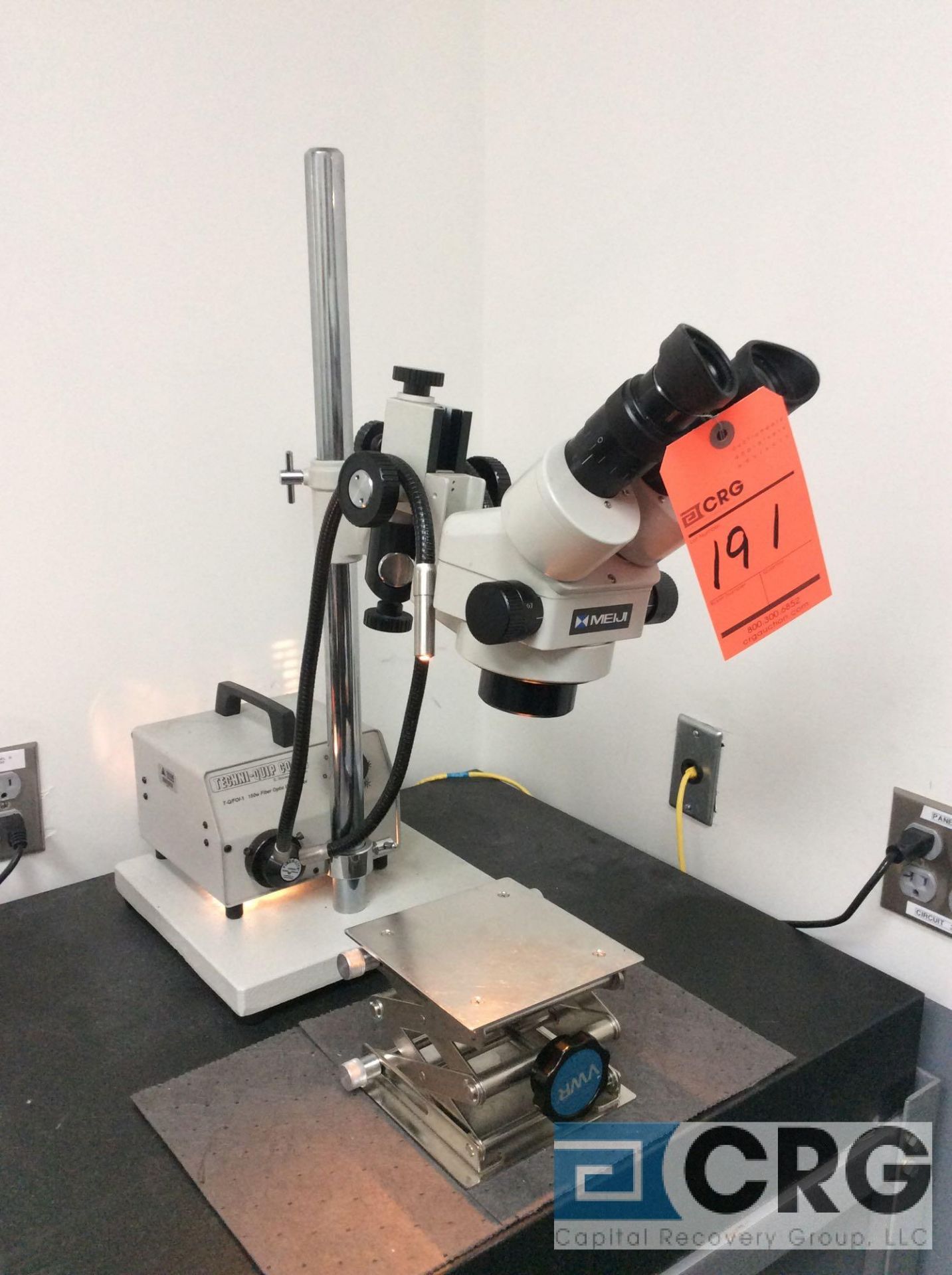 Meiji microscope mn EMZ with Techni-Quip 150 watt fiber optic illuminator and specimen stand - Image 4 of 4