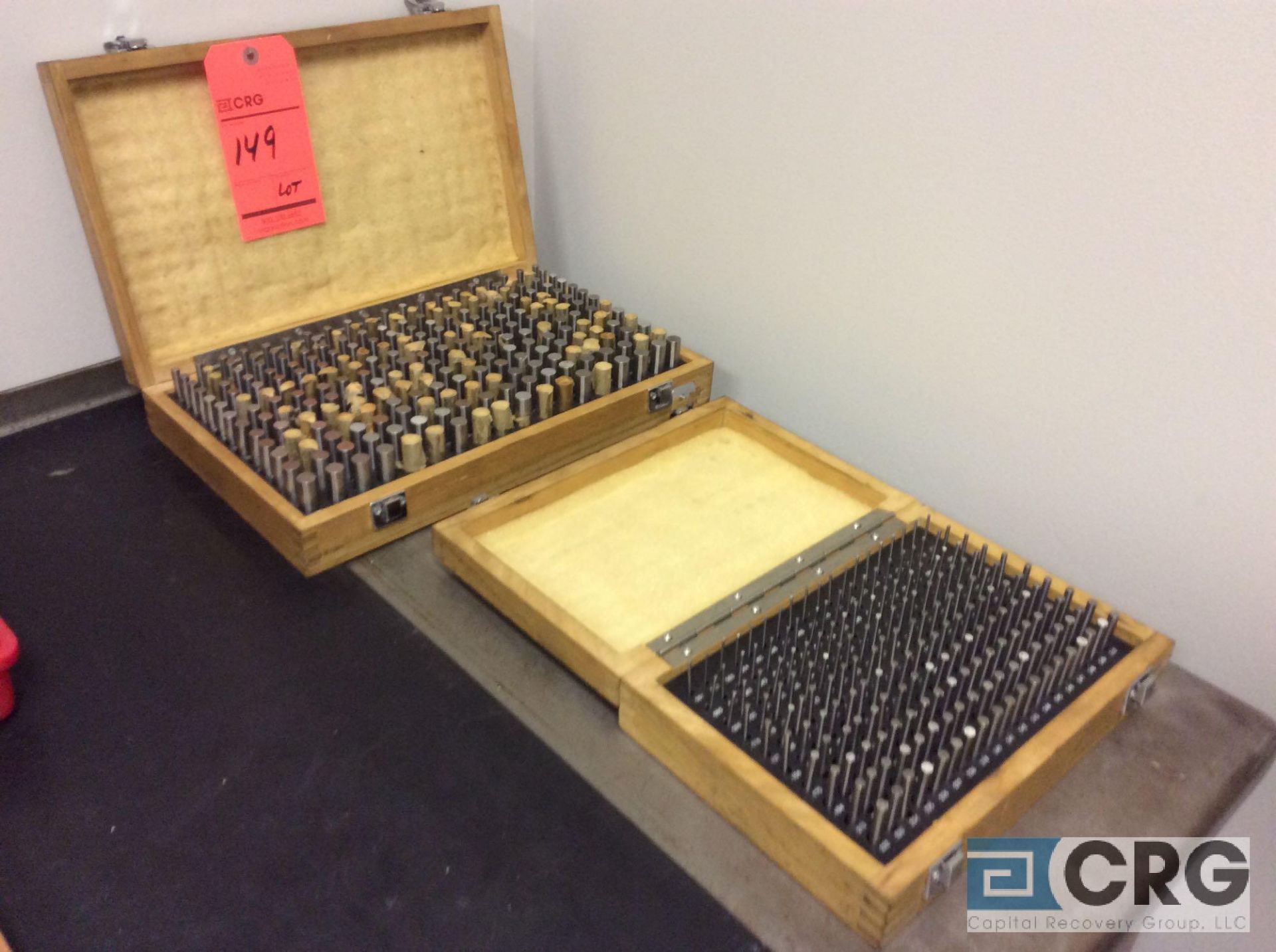 Lot of (2) pin gage sets including M2 minus .251-.500 and M1 minus .061-.250