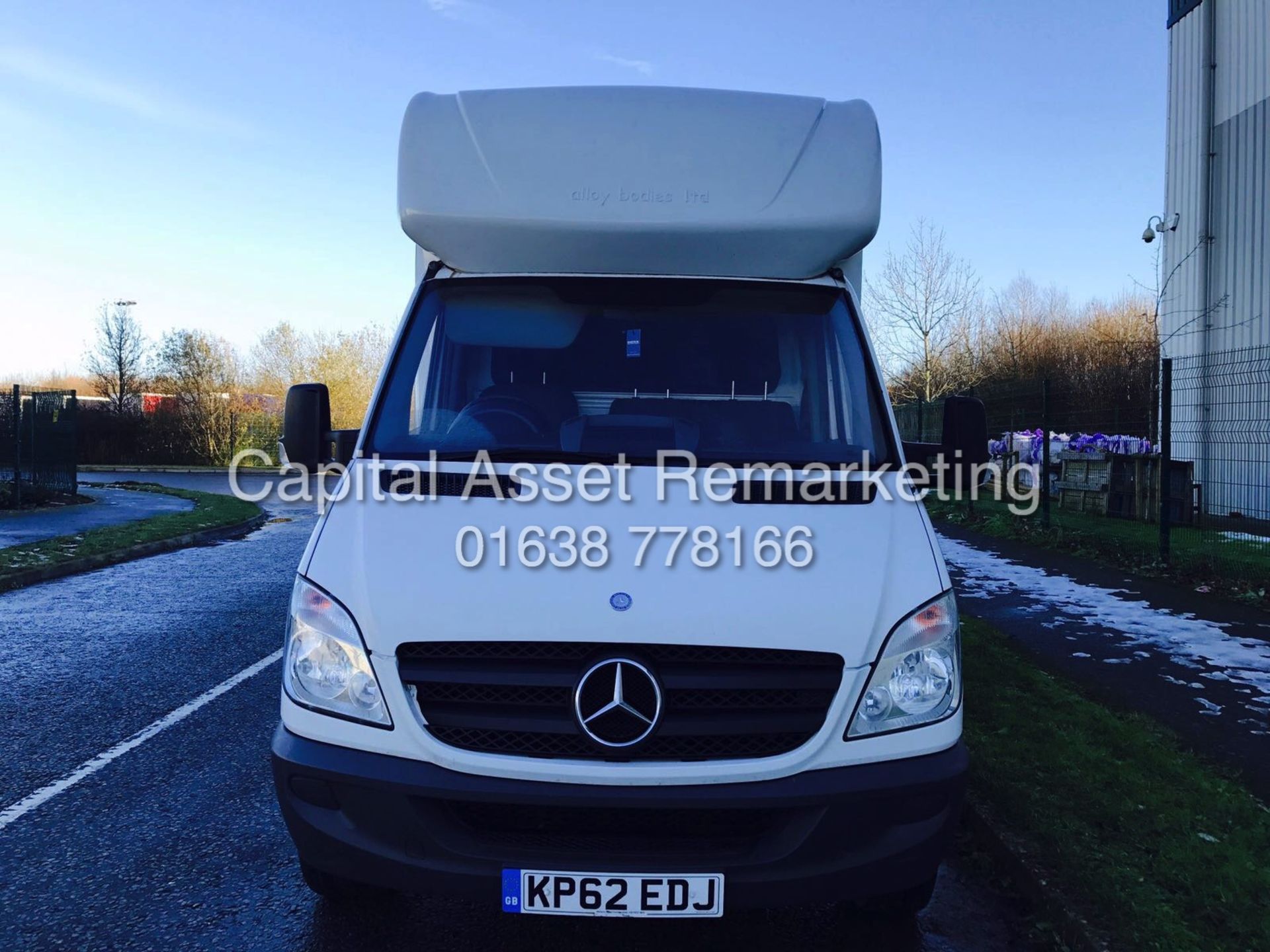 MERCEDES SPRINTER 313CDI "130BHP - 6 SPEED" 14FT LWB LUTON BOX VAN - TAIL LIFT (2013 MODEL) CRUISE - Image 2 of 14