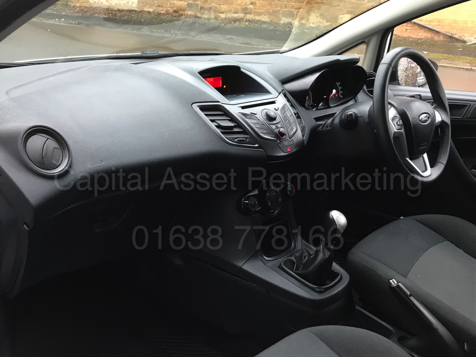 (On Sale) FORD FIESTA 'BASE' VAN (2012 - FACELIFT MODEL) '1.4 TDCI - 70 BHP - 5 SPEED' - Image 12 of 24