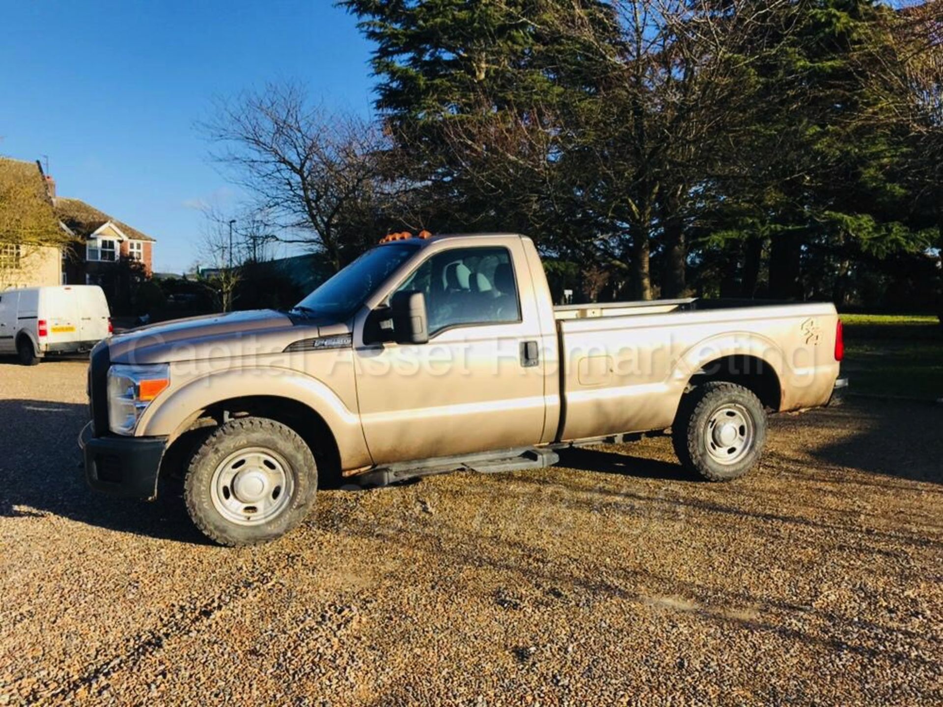 (On Sale) FORD F-250 *SUPER DUTY* '3 SEATER SINGLE CAB - PICK-UP' (2011) *'6.2 V8 (THE BOSS) - AUTO* - Image 11 of 31