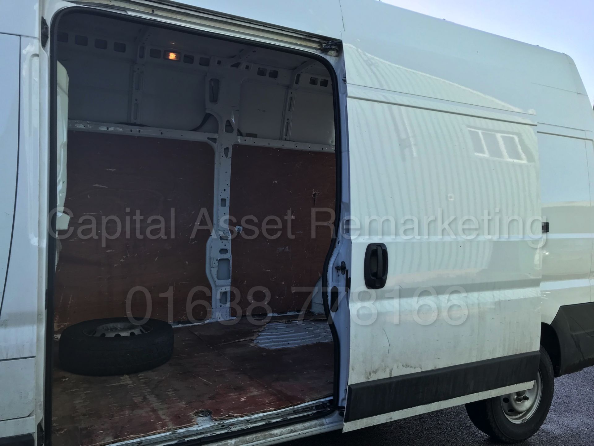 (On Sale) CITROEN RELAY 35 'LWB - EXTRA HI-ROOF' (2015 MODEL) '2.2 HDI - 130 BHP - 6 SPEED' - Image 14 of 24