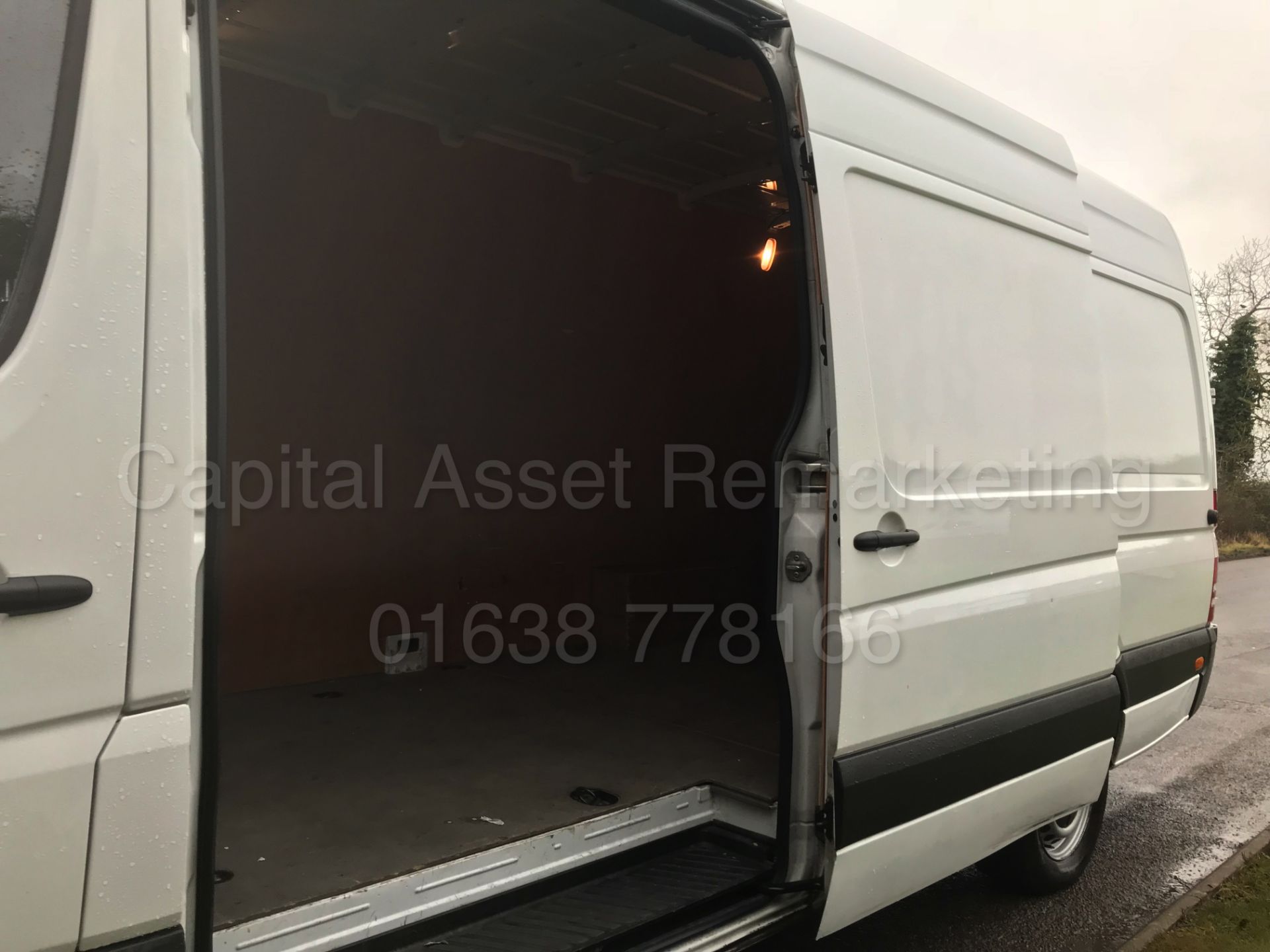 (ON SALE) MERCEDES-BENZ SPRINTER 313 CDI 'LWB HI-ROOF' (2015 - FACELIFT MODEL) '130 BHP' *CRUISE* - Image 13 of 24