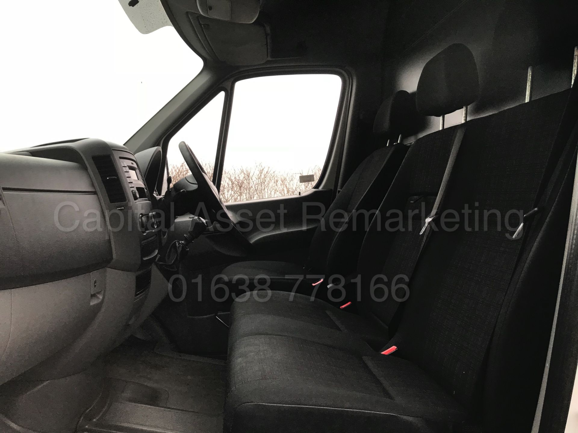 (ON SALE) MERCEDES-BENZ SPRINTER 313 CDI 'LWB HI-ROOF' (2015 - FACELIFT MODEL) '130 BHP' *CRUISE* - Image 12 of 24