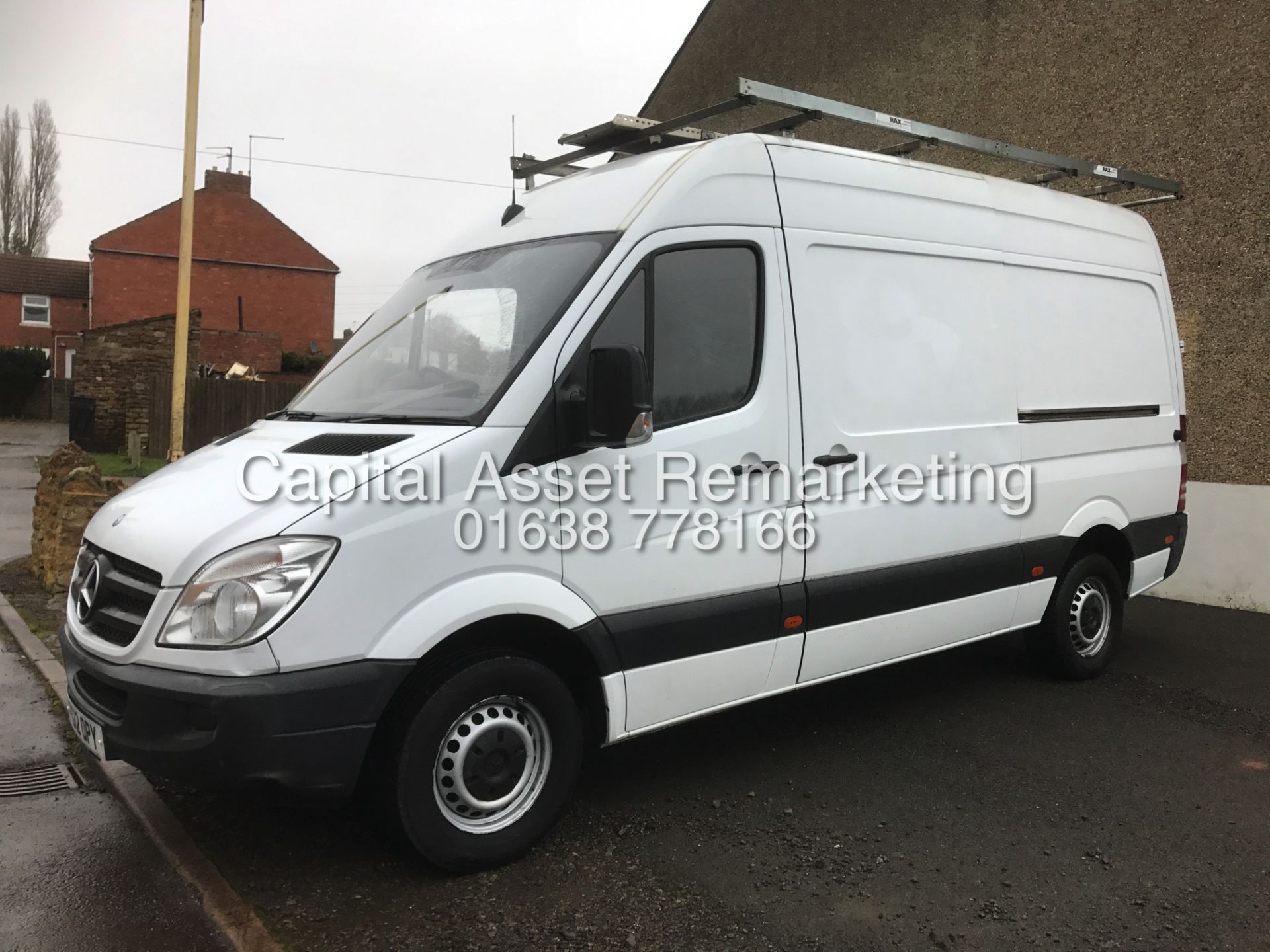 MERCEDES SPRINTER 313CDI "130BHP - 6 SPEED" MWB / HI TOP (12 REG) ONLY 59K MILES FROM NEW - Image 6 of 12