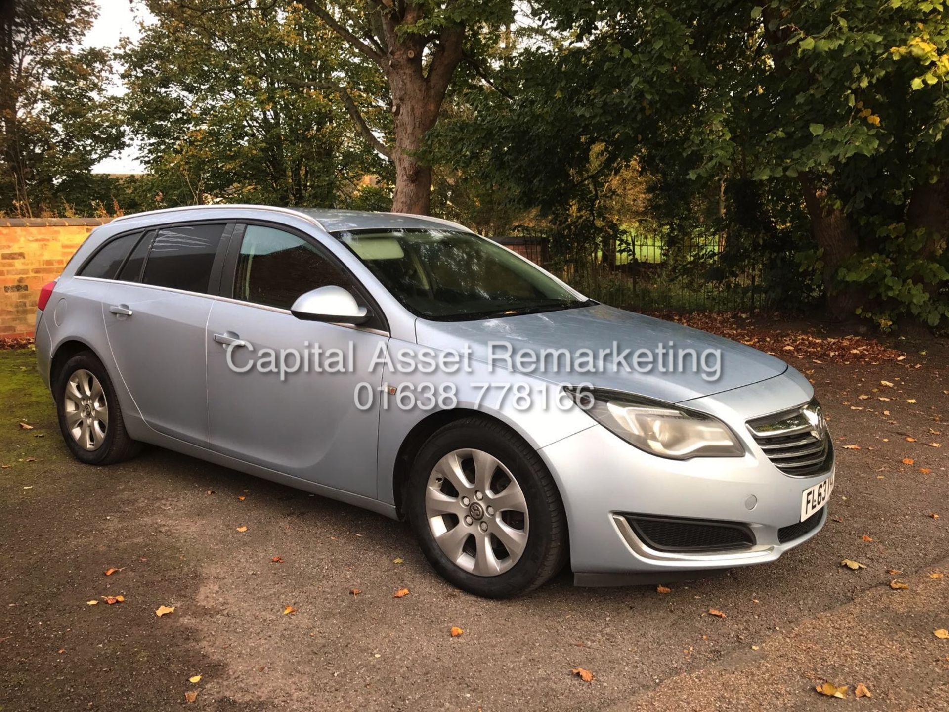 On Sale VAUXHALL INSIGNIA 2.0CDTI ESTATE - (2014) MODEL - 1 OWNER - GREAT SPEC - FSH - NEW SHAPE - - Image 13 of 14