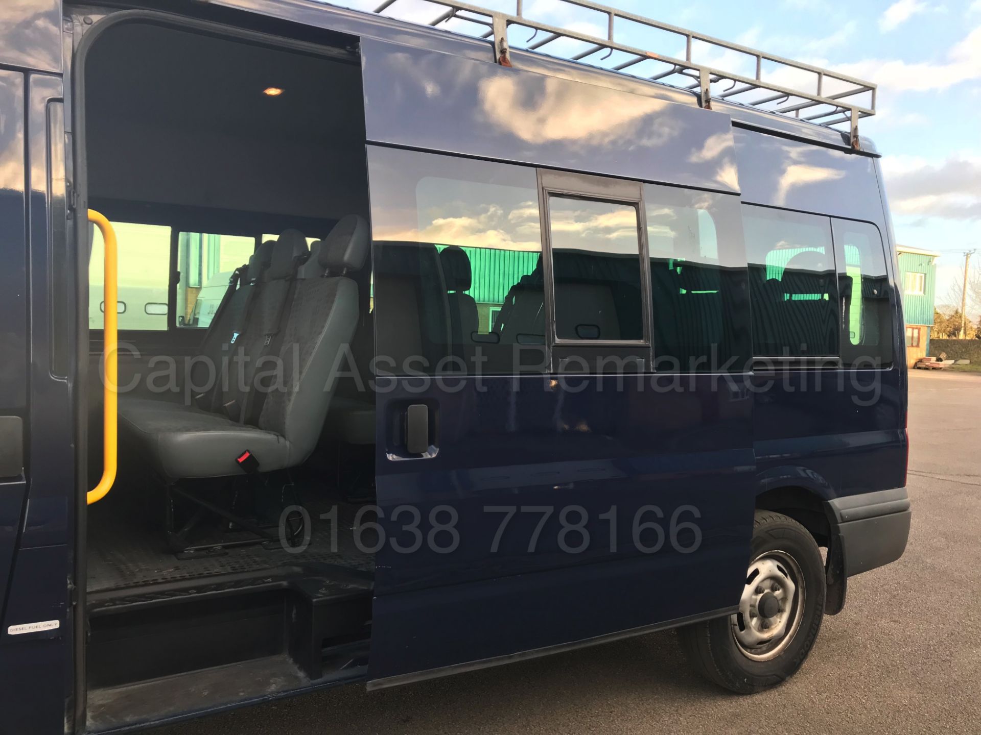 FORD TRANSIT 100 T350 '15 SEATER MINI-BUS' (2010 - 10 REG) '2.4 TDCI - 100 BHP - 5 SPEED' *AIR CON* - Image 15 of 28