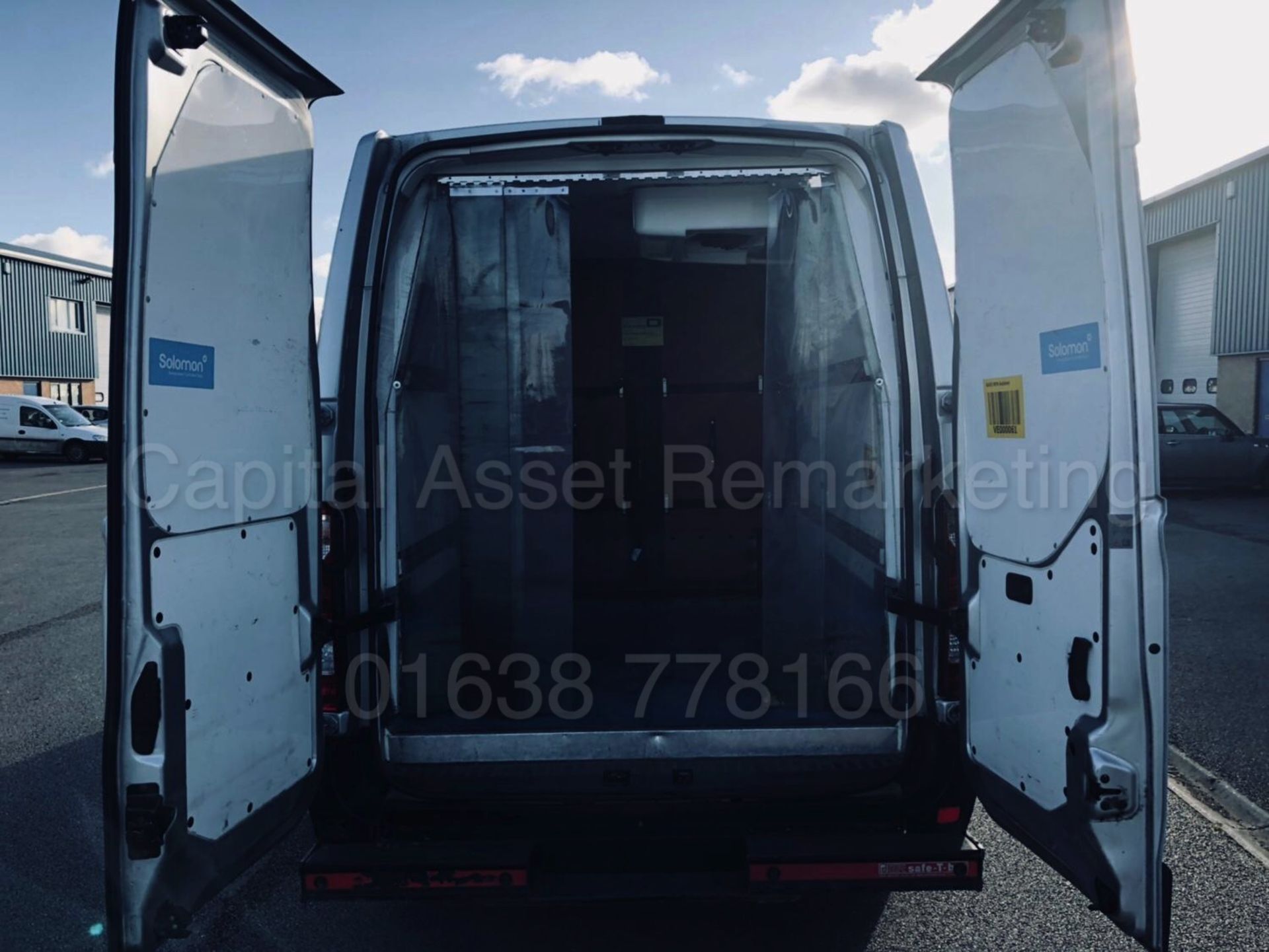 (On Sale) NISSAN NV400 'SE - LWB - FRIDGE / FREEZER VAN' (2014 MODEL) '2.3 DCI - 125 BHP - 6 SPEED' - Image 16 of 33