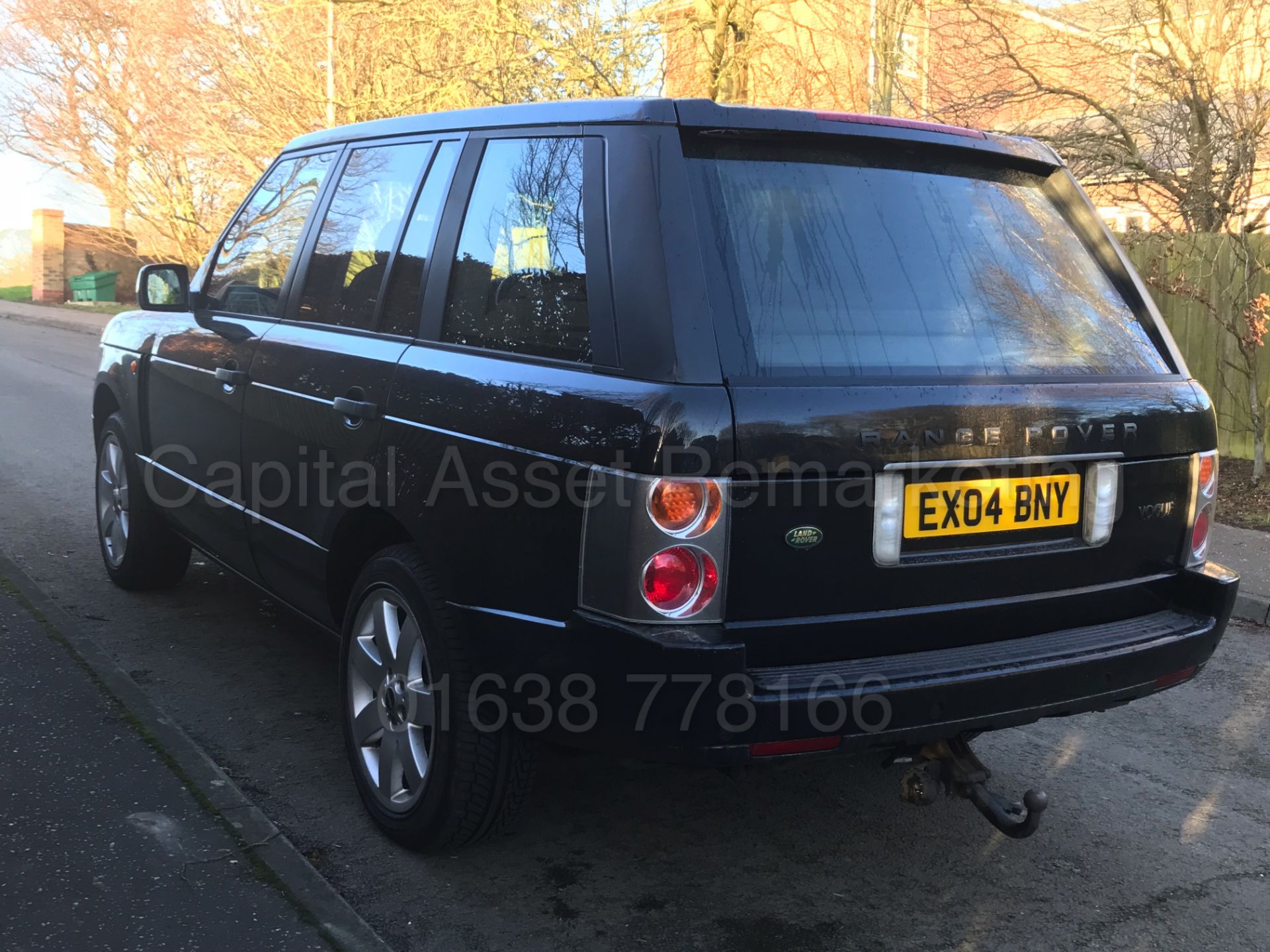 (On Sale) RANGE ROVER VOGUE (2004) '4.4 V8 - 285 BHP - AUTO - LEATHER - SAT NAV' (NO VAT - SAVE 20%) - Image 7 of 31