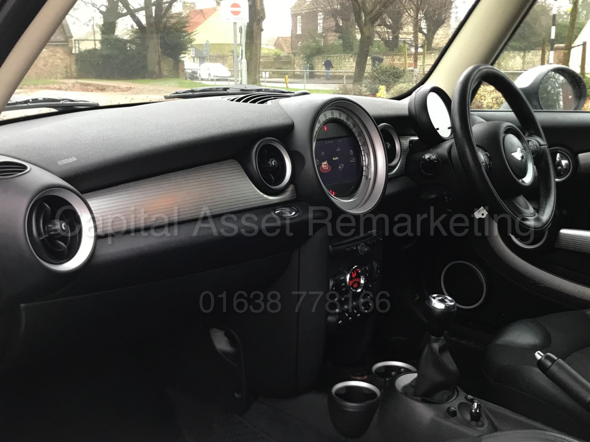 MINI COOPER D '3 DOOR HATCHBACK' (2011 MODEL) '1.6 DIESEL - 6 SPEED' **AIR CON** (NO VAT) - Image 13 of 29