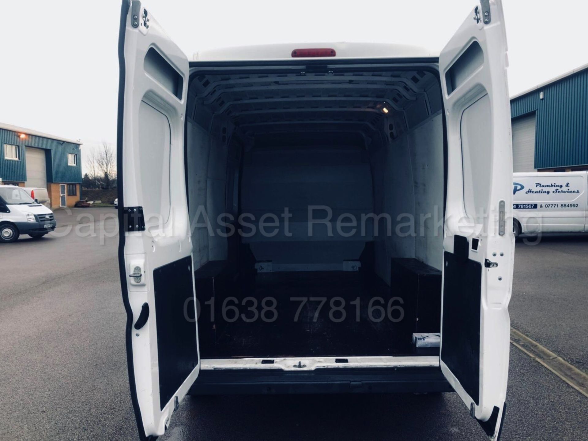 CITREON RELAY 35 'LWB HI-ROOF' (2012 - 12 REG) '2.2 HDI - 130 BHP - 6 SPEED' **ELECTRIC PACK** - Image 13 of 20