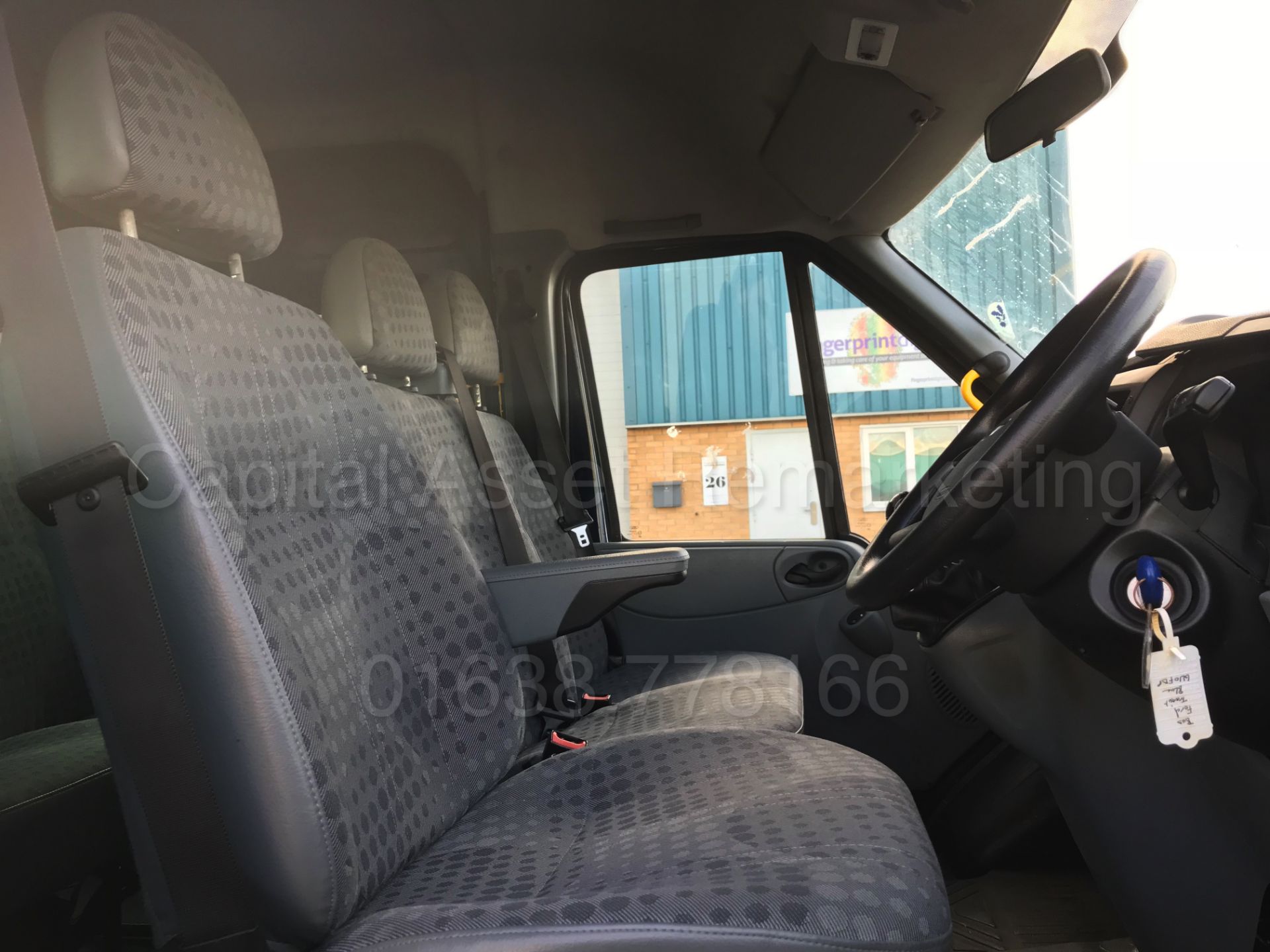 FORD TRANSIT 100 T350 '15 SEATER MINI-BUS' (2010 - 10 REG) '2.4 TDCI - 100 BHP - 5 SPEED' *AIR CON* - Image 19 of 28