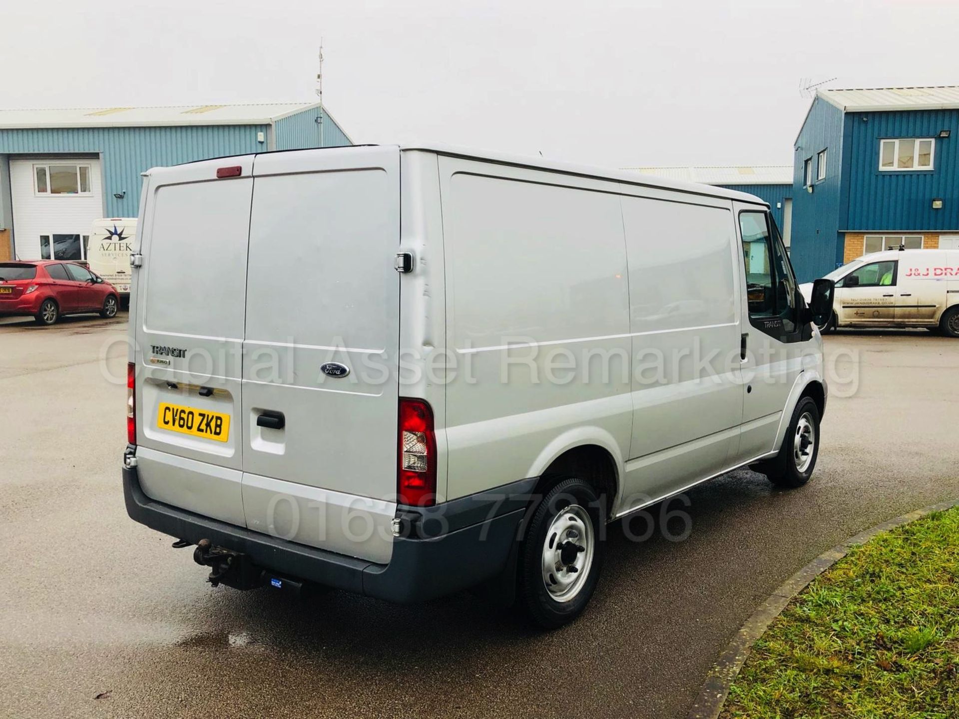 FORD TRANSIT 85 T260S FWD 'SWB' (2011 MODEL) '2.2 TDCI - 85 BHP - 5 SPEED' **ULTRA LOW MILES** - Image 7 of 22