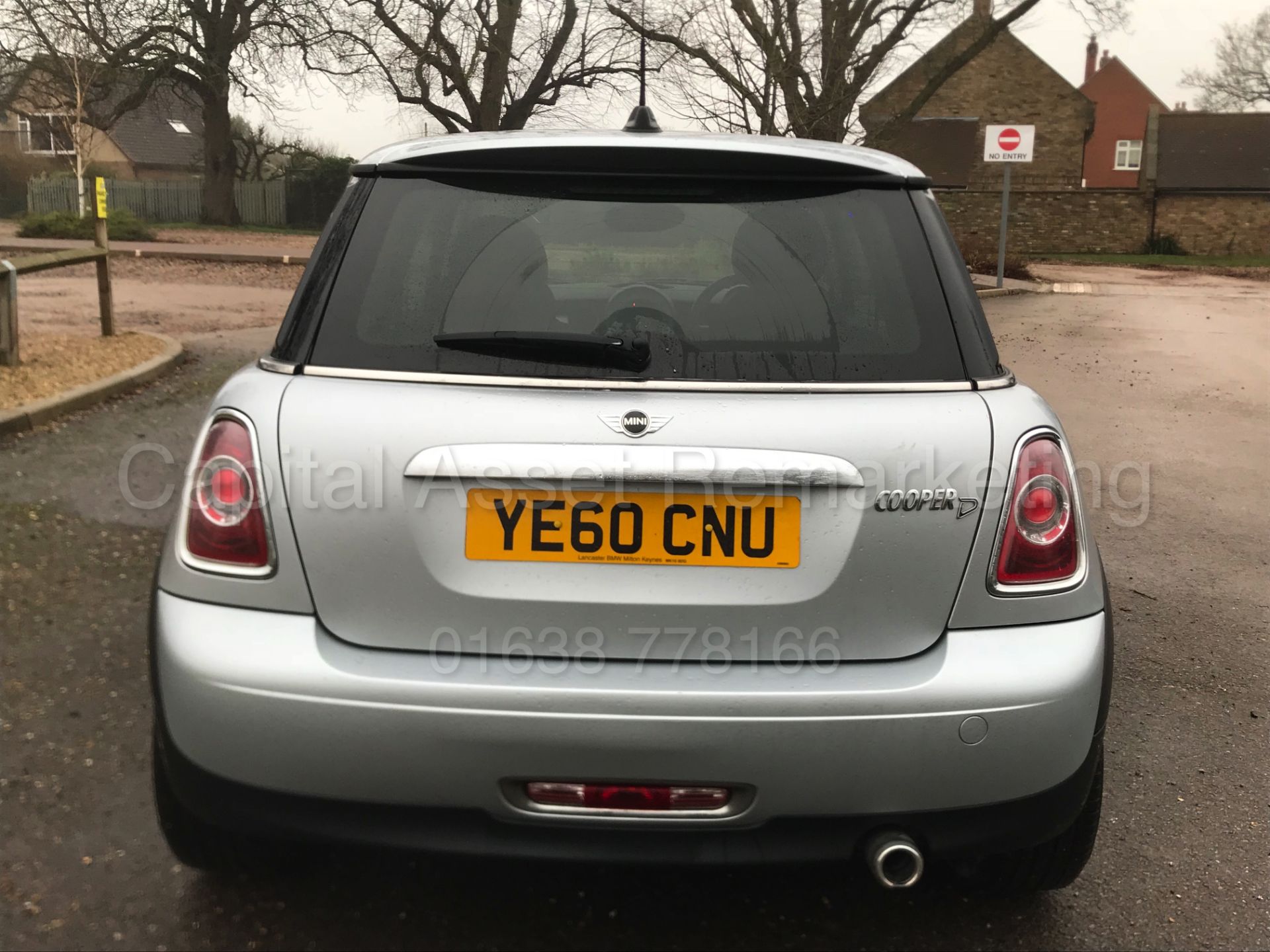 MINI COOPER D '3 DOOR HATCHBACK' (2011 MODEL) '1.6 DIESEL - 6 SPEED' **AIR CON** (NO VAT) - Image 8 of 29