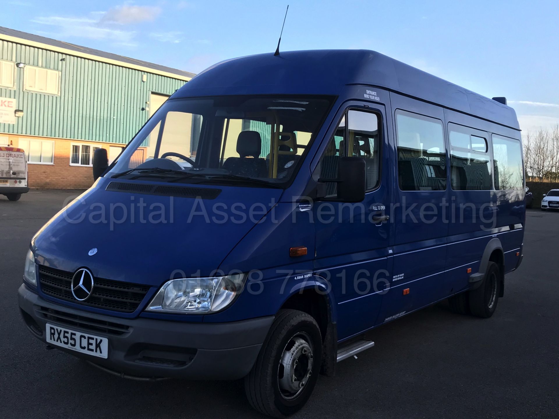 (On Sale) MERCEDES SPRINTER 411 CDI '16 SEATER BUS' (2006 MODEL) 'COACH INTERIOR -CHAIR LIFT' *COIF* - Image 4 of 29