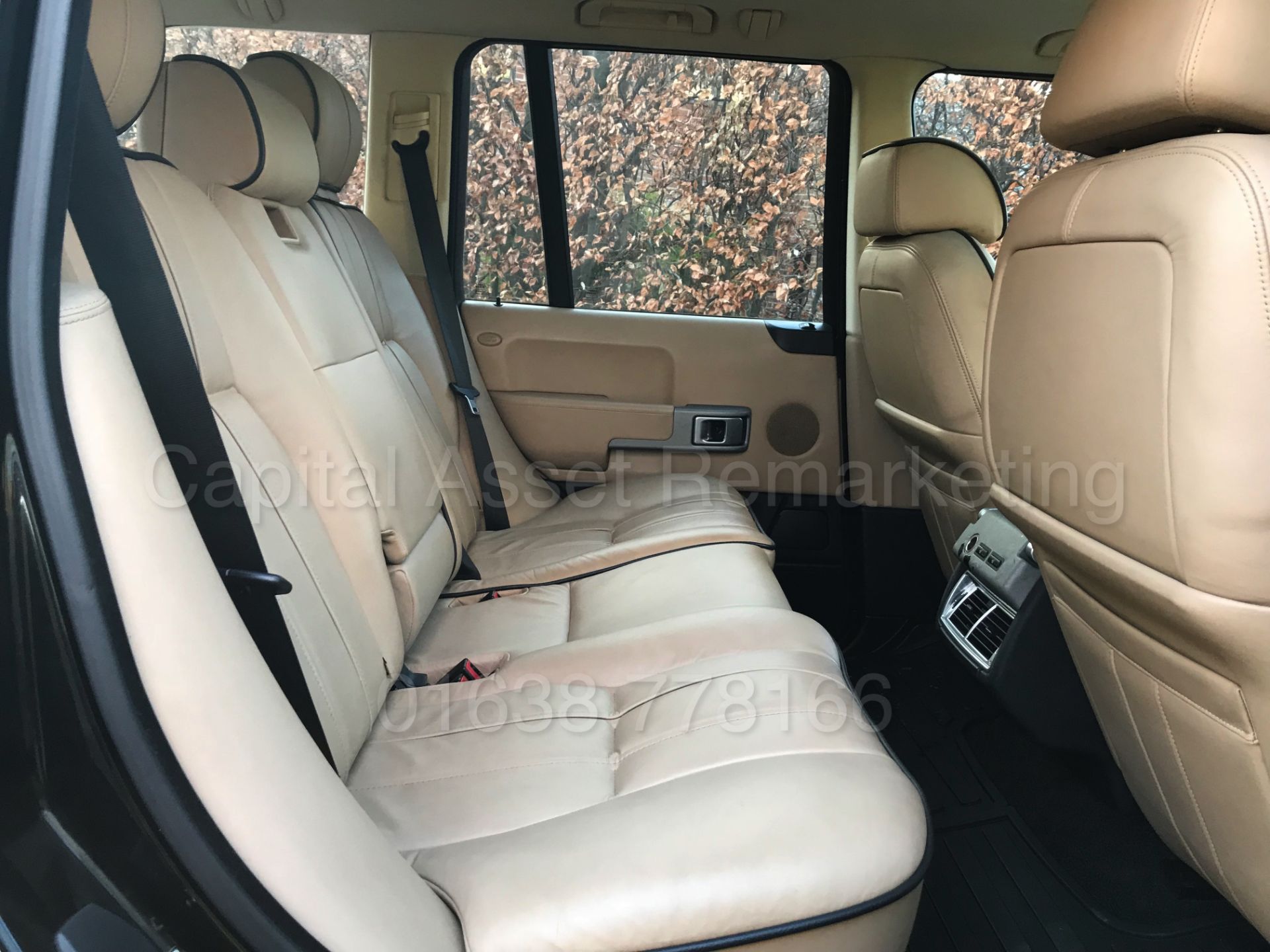 (On Sale) RANGE ROVER VOGUE (2004) '4.4 V8 - 285 BHP - AUTO - LEATHER - SAT NAV' (NO VAT - SAVE 20%) - Image 18 of 31