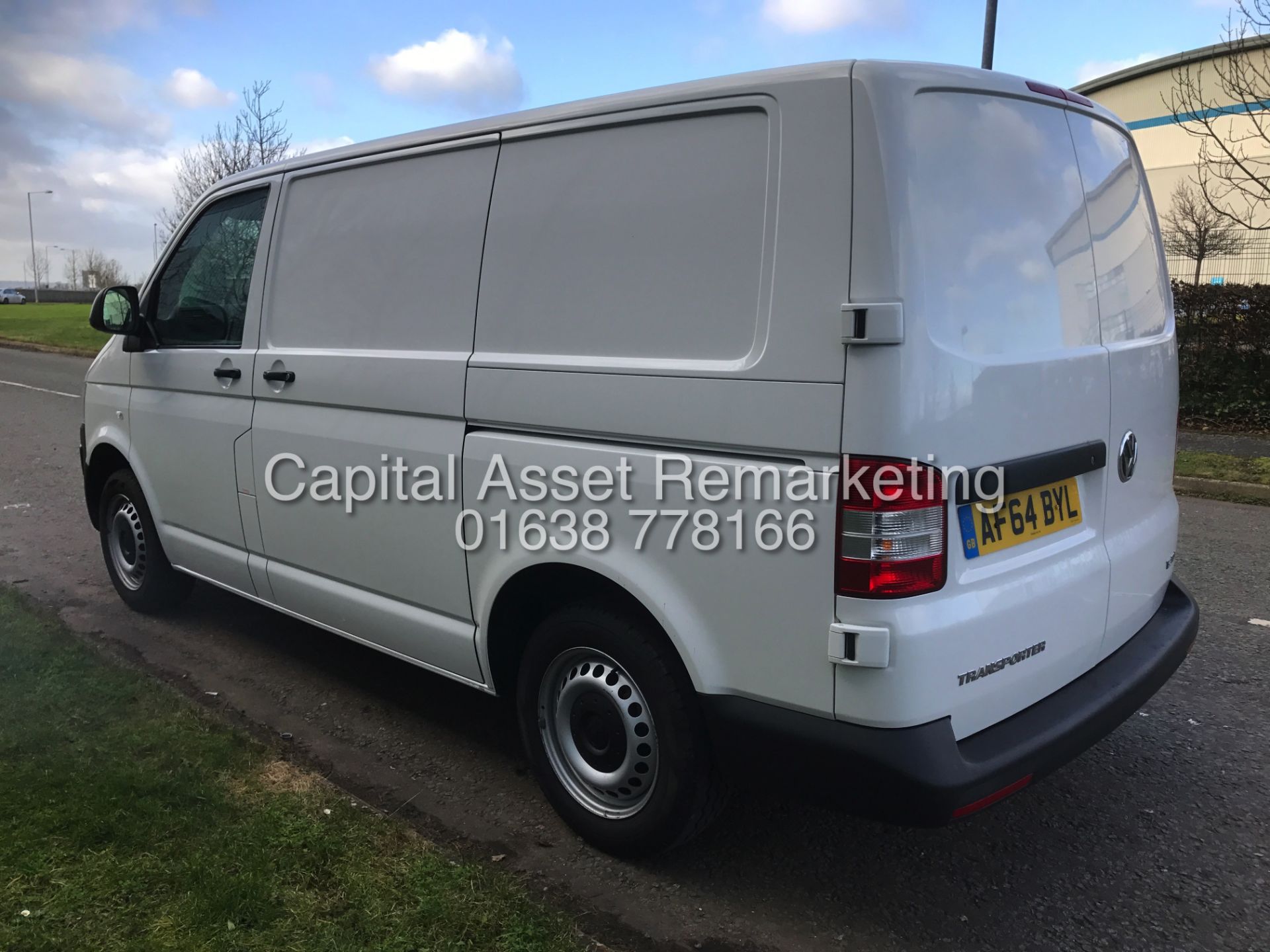 VOLKSWAGEN TRANSPORTER 2.0TDI "102" SWB - 64 REG - 1 OWNER - FSH - ELEC PACK - NICE VAN!!! - Image 6 of 18