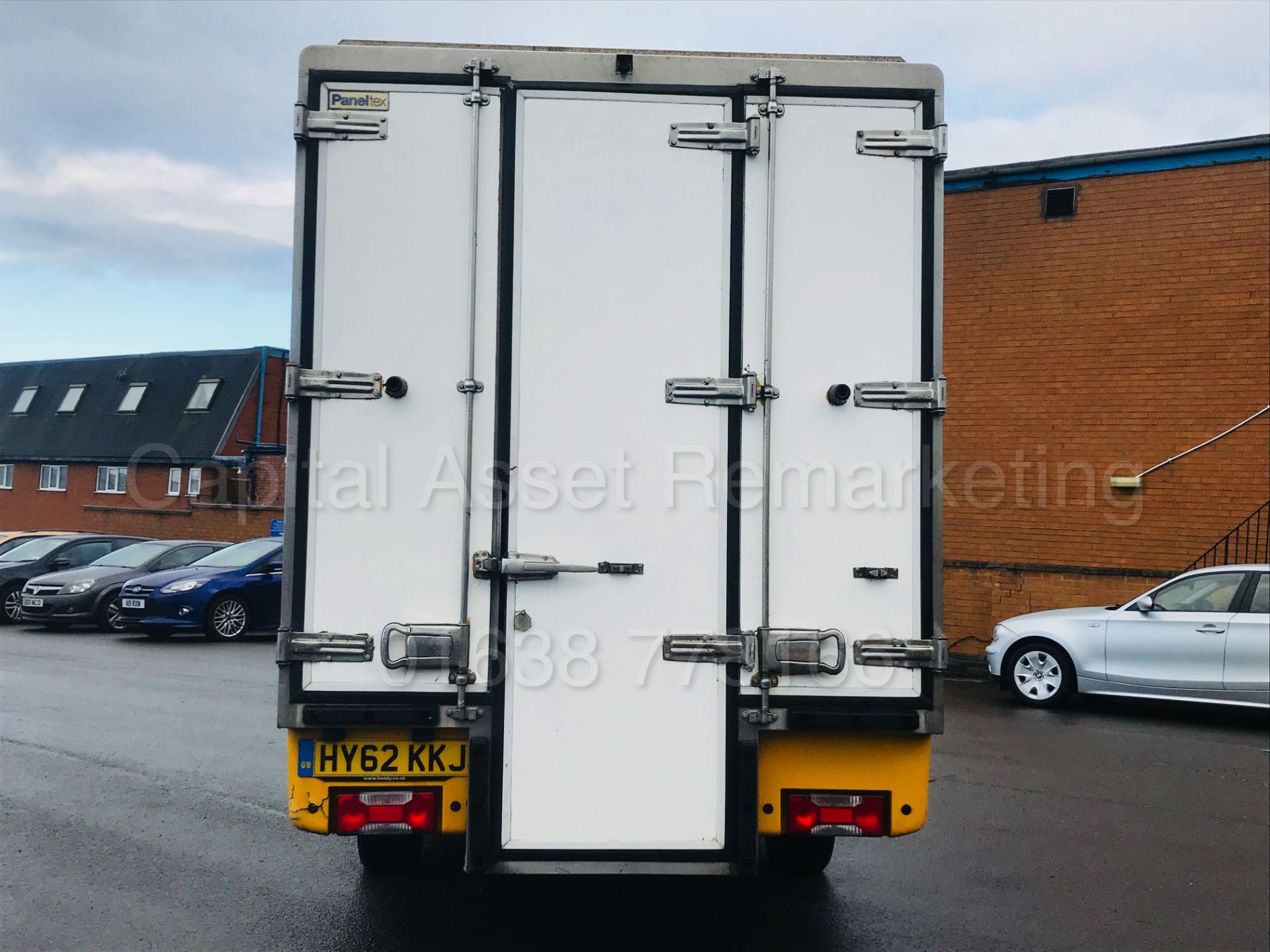 IVECO DAILY 35S13 'FRIDGE / CHILLER BOX' (2013 MODEL) '2.3 DIESEL - 127 BHP - 6 SPEED' (1 OWNER) - Image 5 of 23