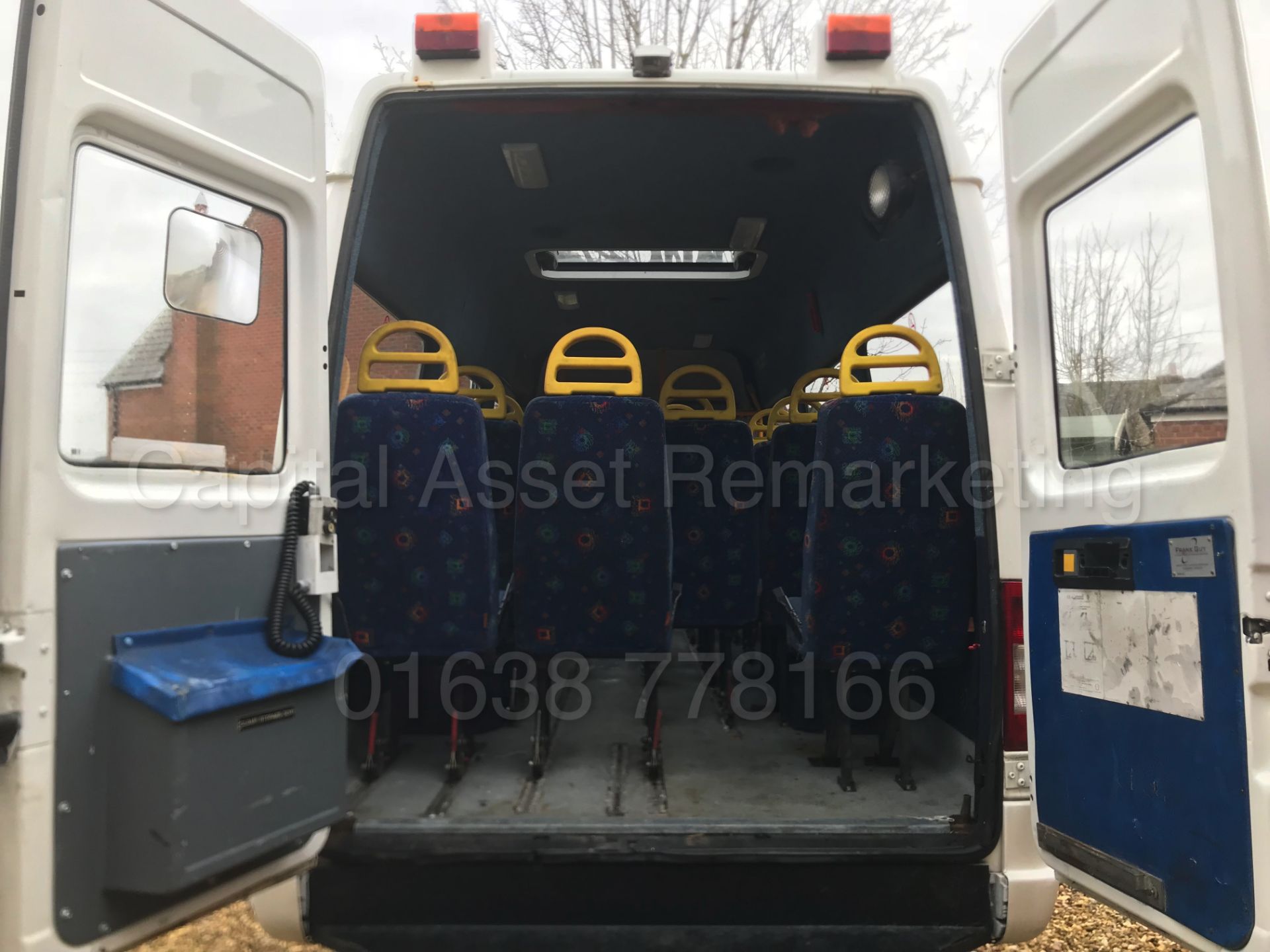 (ON SALE) MERCEDES-BENZ 411 CDI 'LWB - 16 SEATER MINI-BUS' (2004 MODEL) 'COACH INTERIOR' WHEEL CHAIR - Image 18 of 25